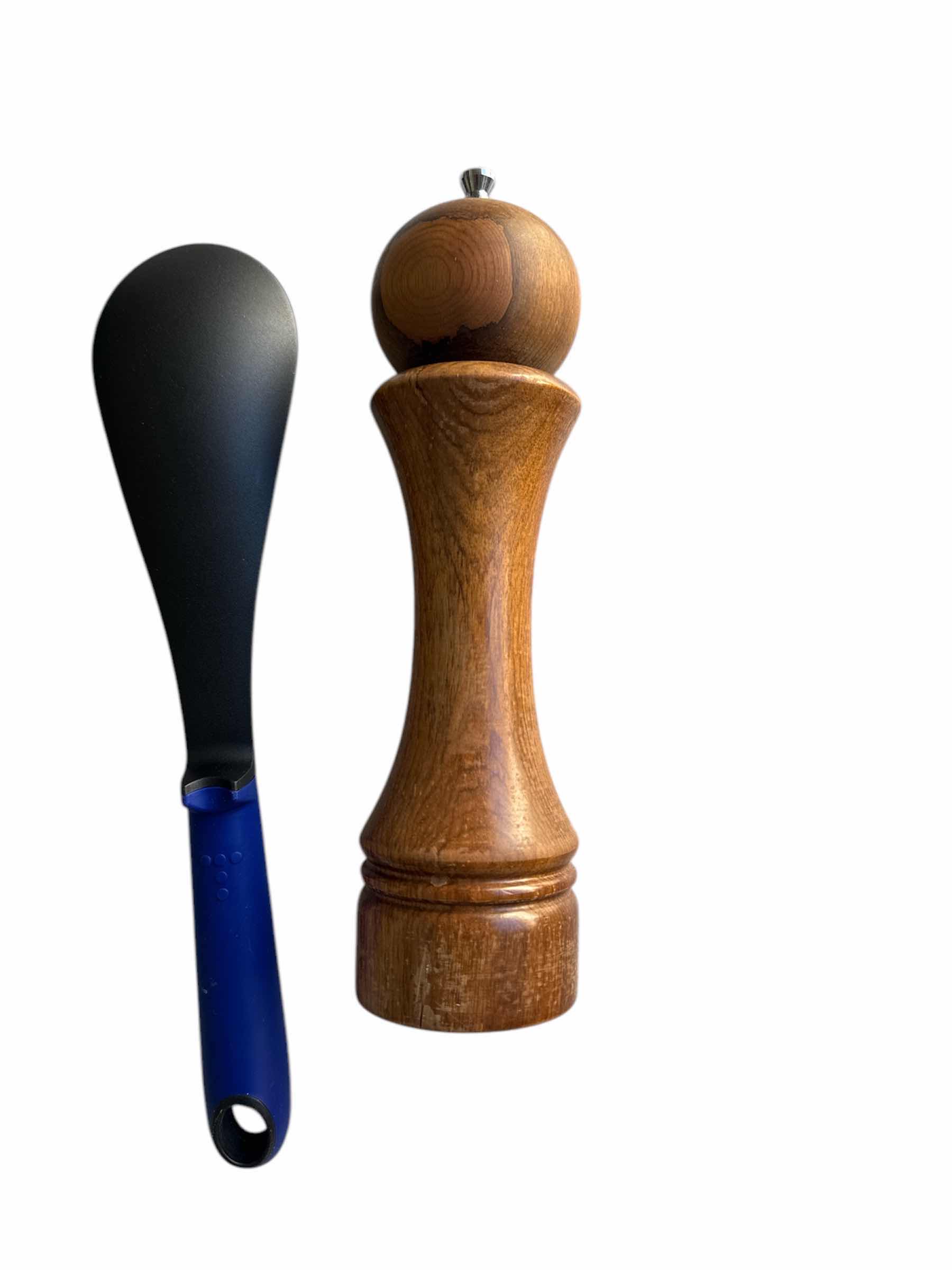 Photo 3 of UTENSILS & PEPPER MILL