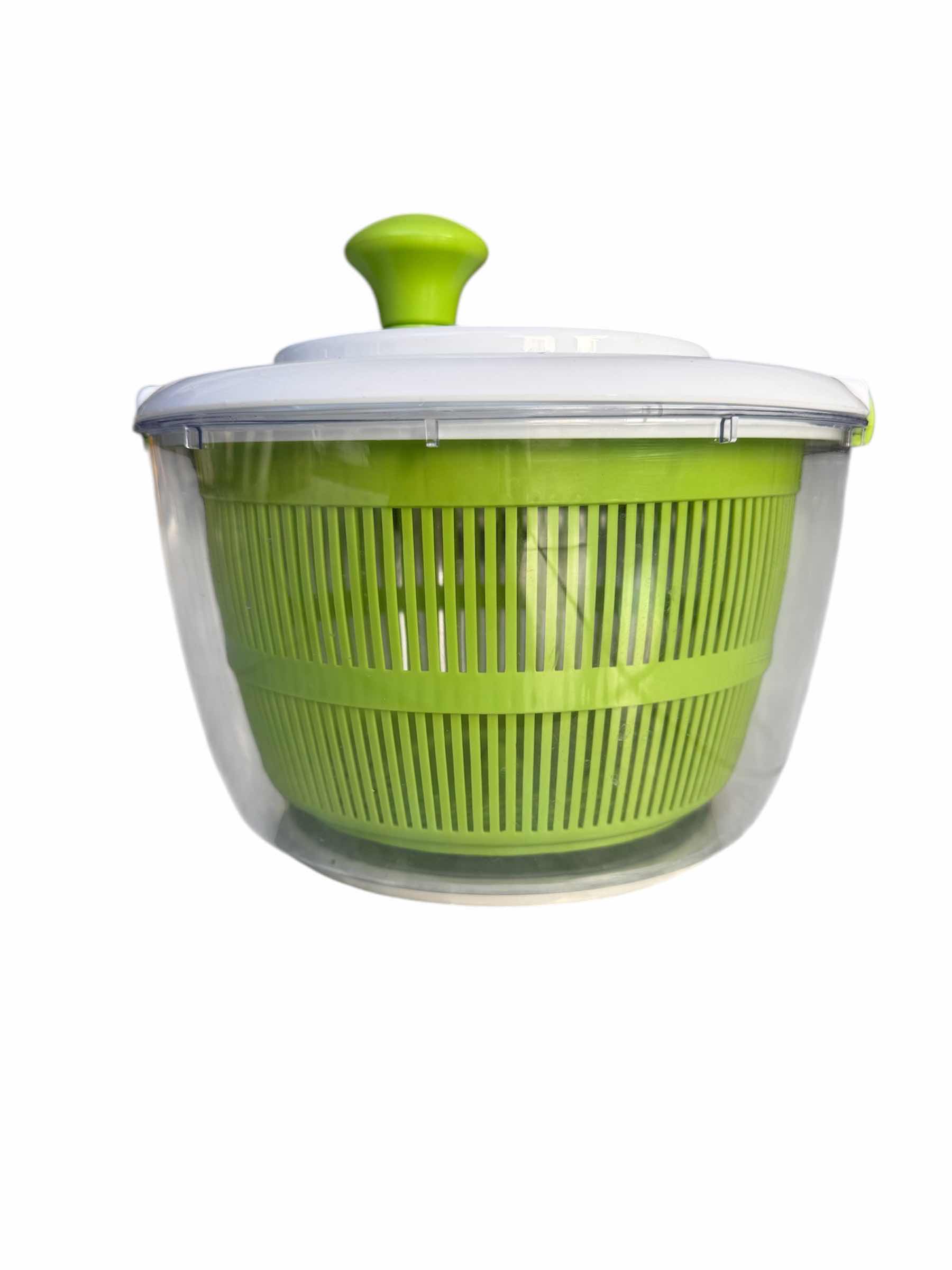 Photo 1 of CUISINART SALAD SPINNER