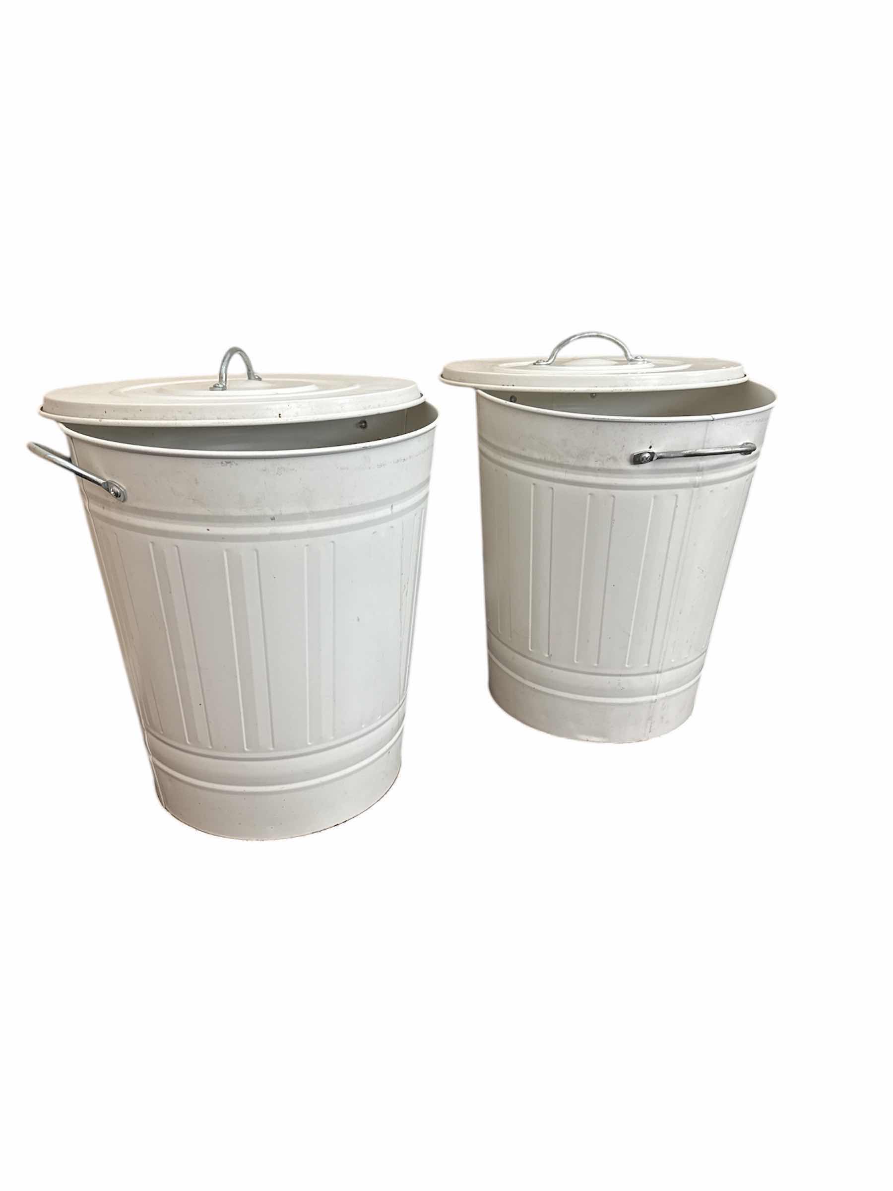 Photo 1 of 2- WHITE LIDDED RUBBISH PAILS H18”