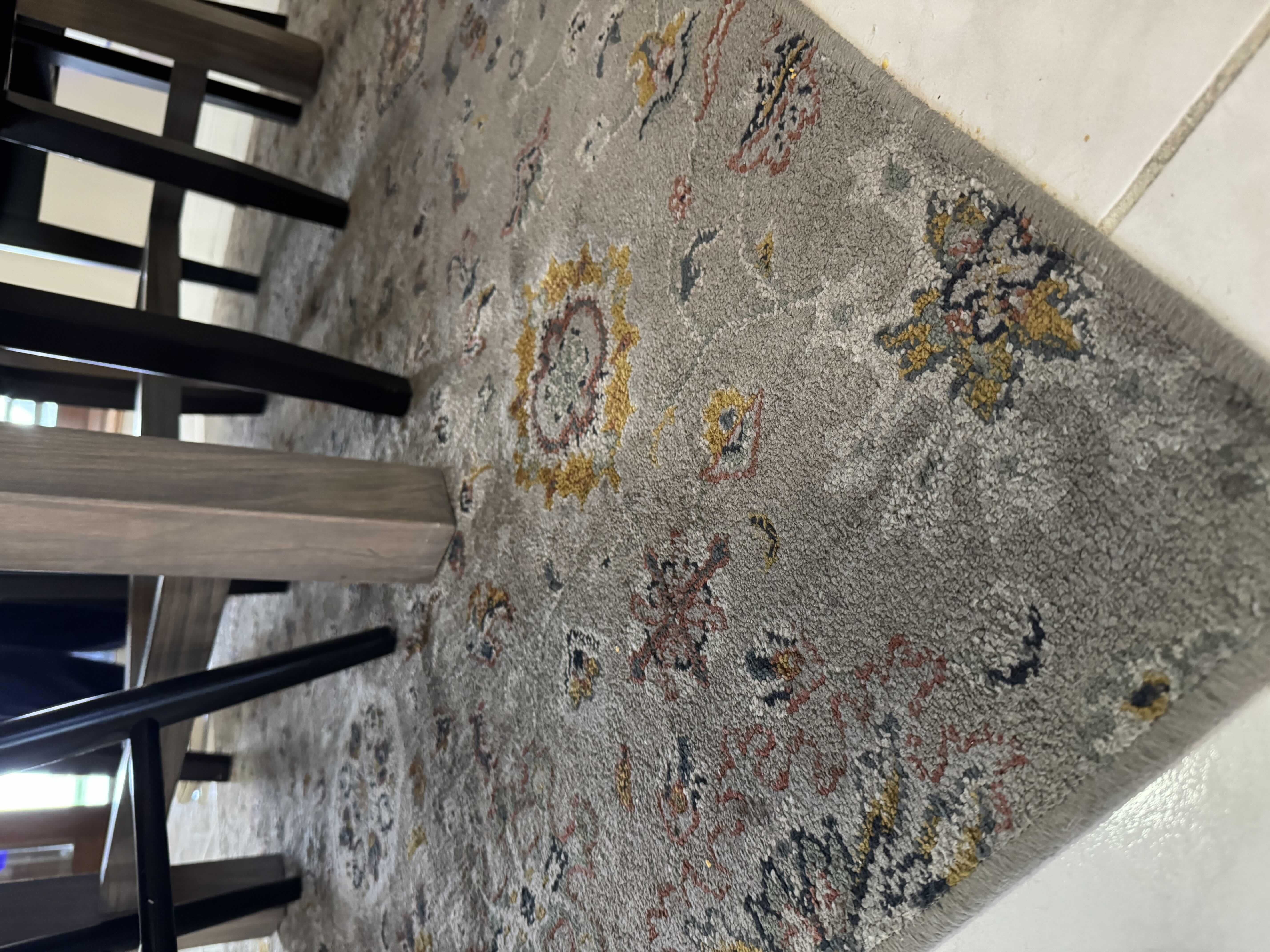 Photo 1 of AREA RUG 5’ X 7’