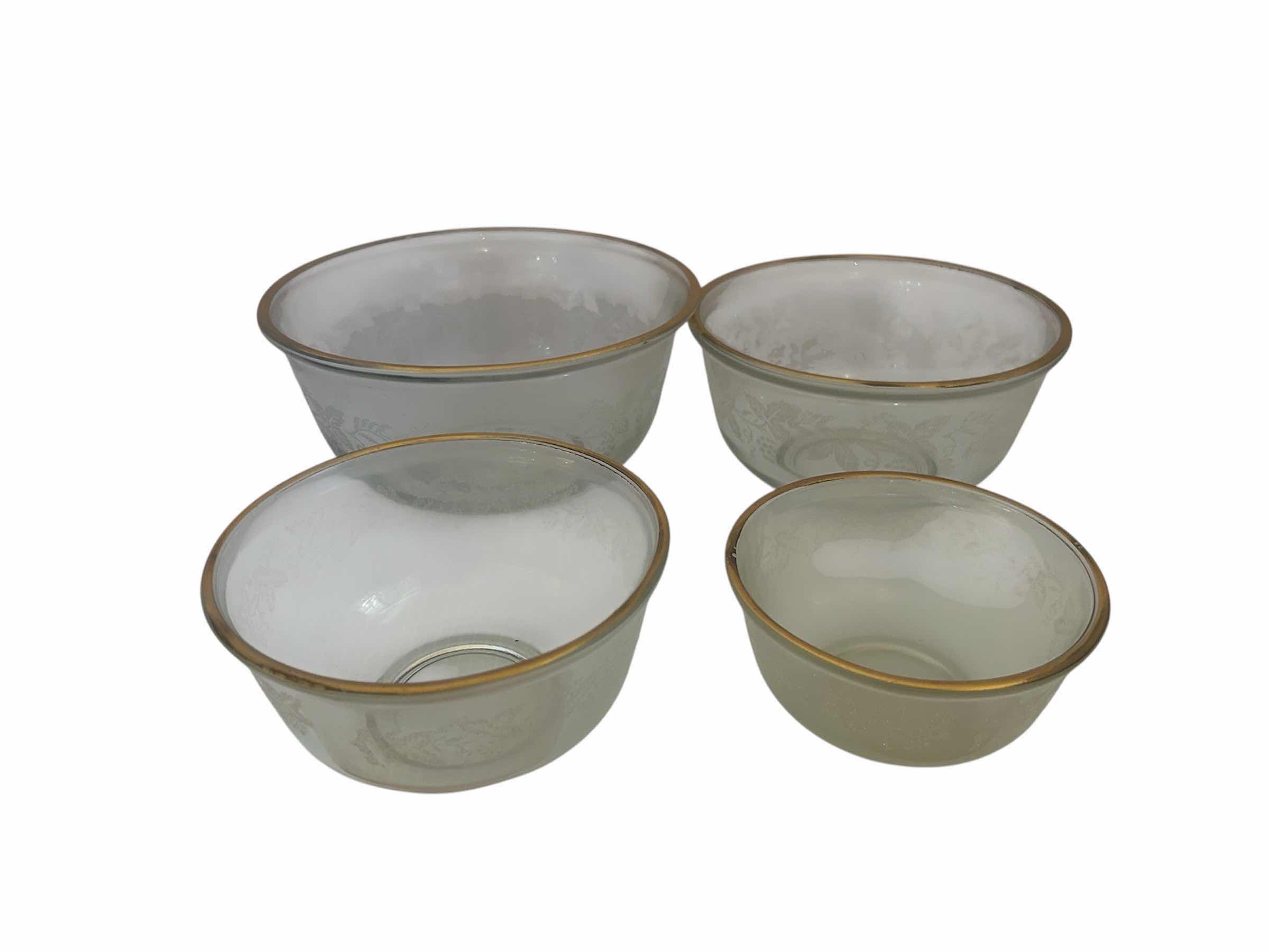 Photo 1 of 4- VINTAGE BARTLETT COLLINS NESTING MIXING BOWLS ETCHED GRAPE VINE DESIGN W GOLD RIM