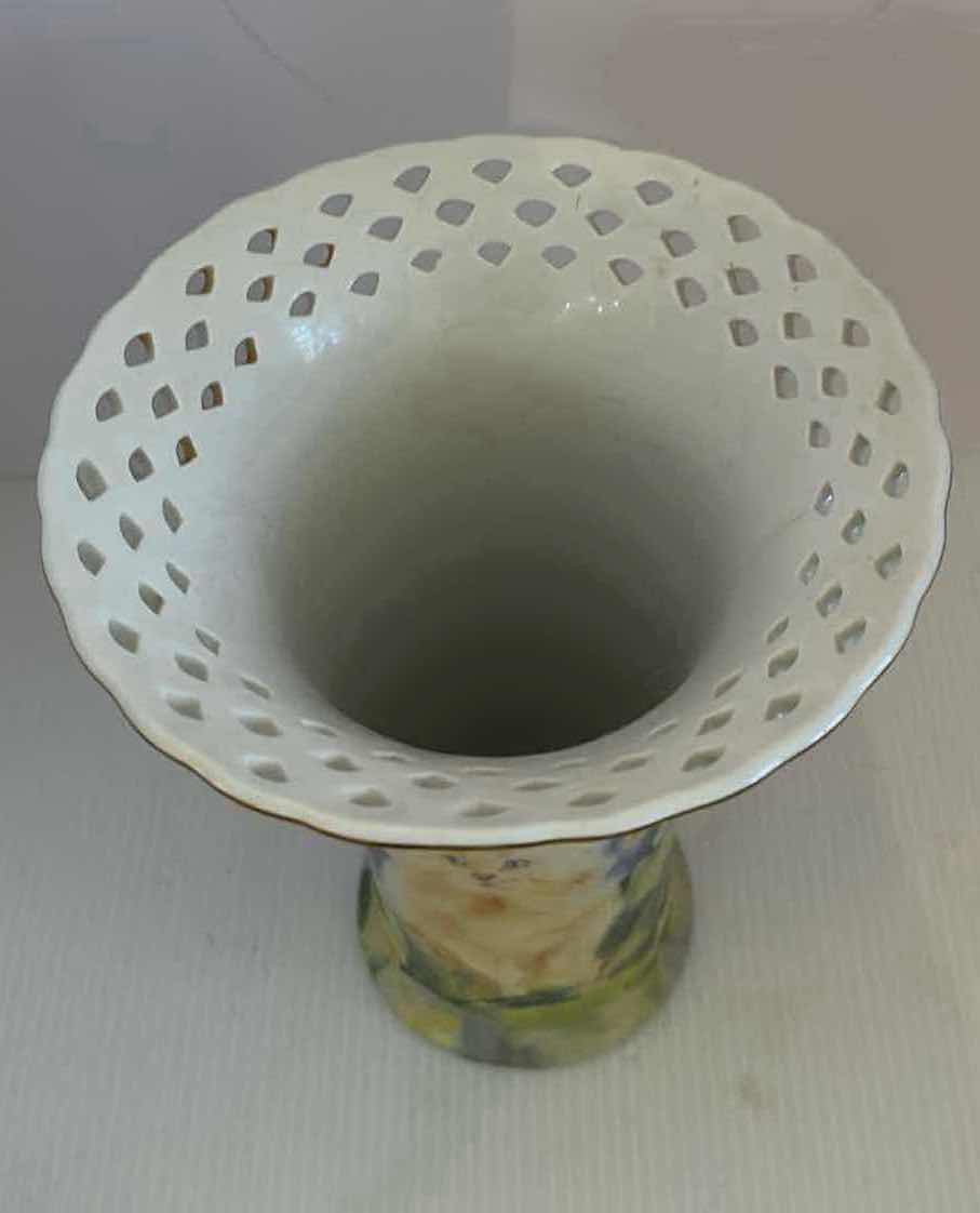 Photo 1 of JUDY BUSWELL “DAISY IN THE MORNING GLORIES “ BASKET VASE W YELLOW KITTEN H 10”