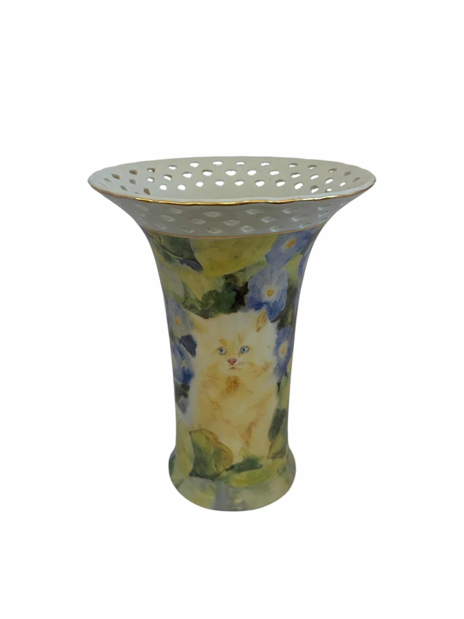 Photo 1 of JUDY BUSWELL “DAISY IN THE MORNING GLORIES “ BASKET VASE W YELLOW KITTEN H 10”
