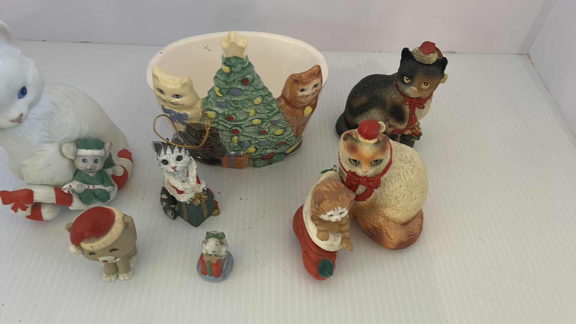 Photo 1 of 8- ASSORTED CHRISTMAS DECORATIVE CAT ORNAMENTS