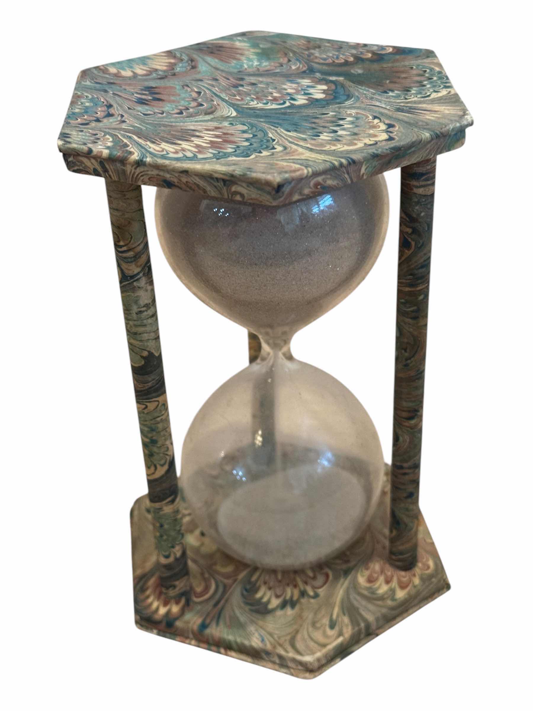 Photo 1 of 3- ARTWORK, HOME DECOR, UNFINISHED FASHION DOLL, SAND TIMER, VINTAGE MANNEQUIN CAGE JEWELRY HOLDER

DOLL
H21.75”

JEWELRY HOLDER
H18”

SAND TIMER
H5.5”