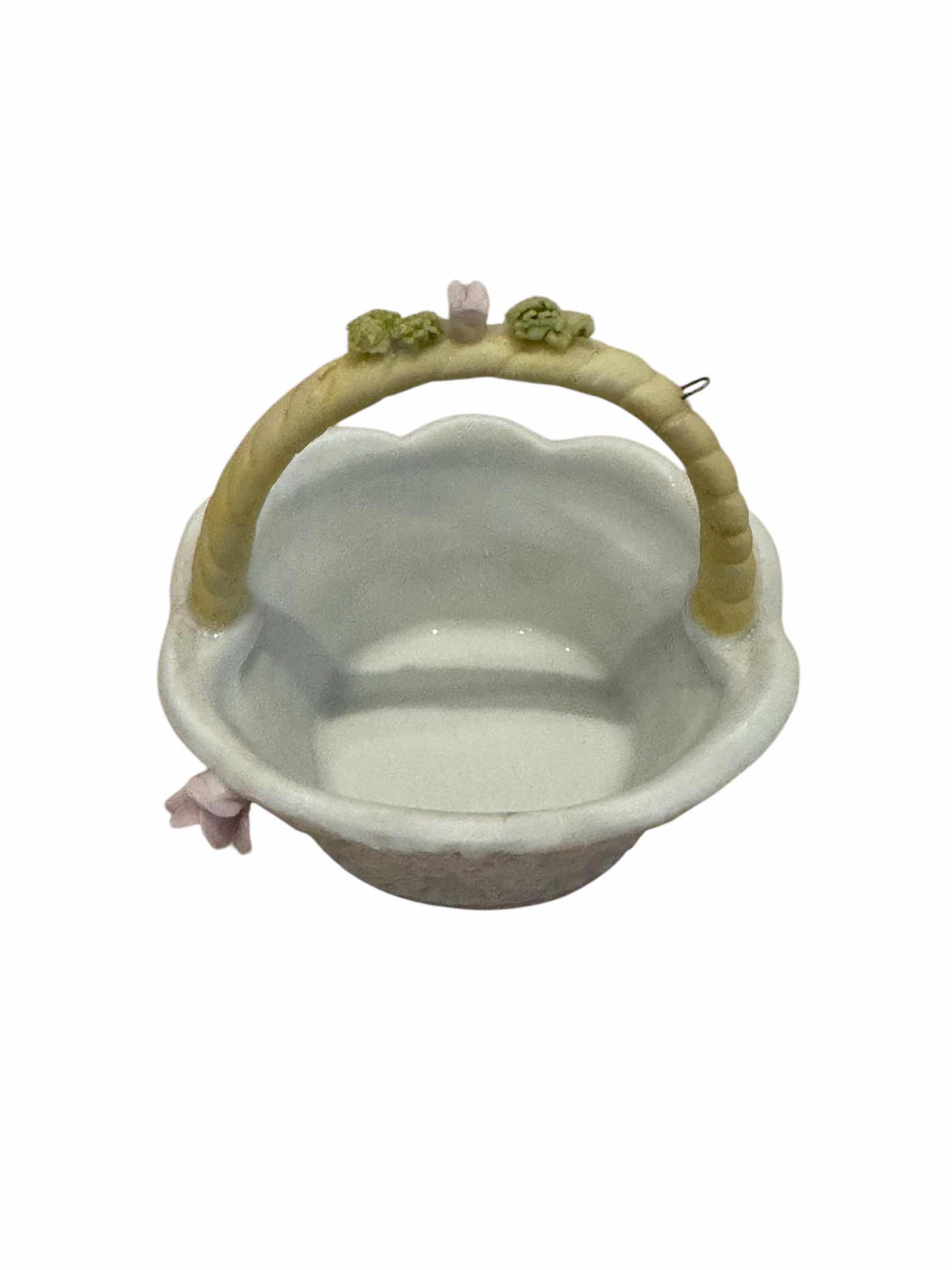 Photo 7 of VINTAGE PORCELAIN LEFTON AND ENESCO DECOR, ARTWORK