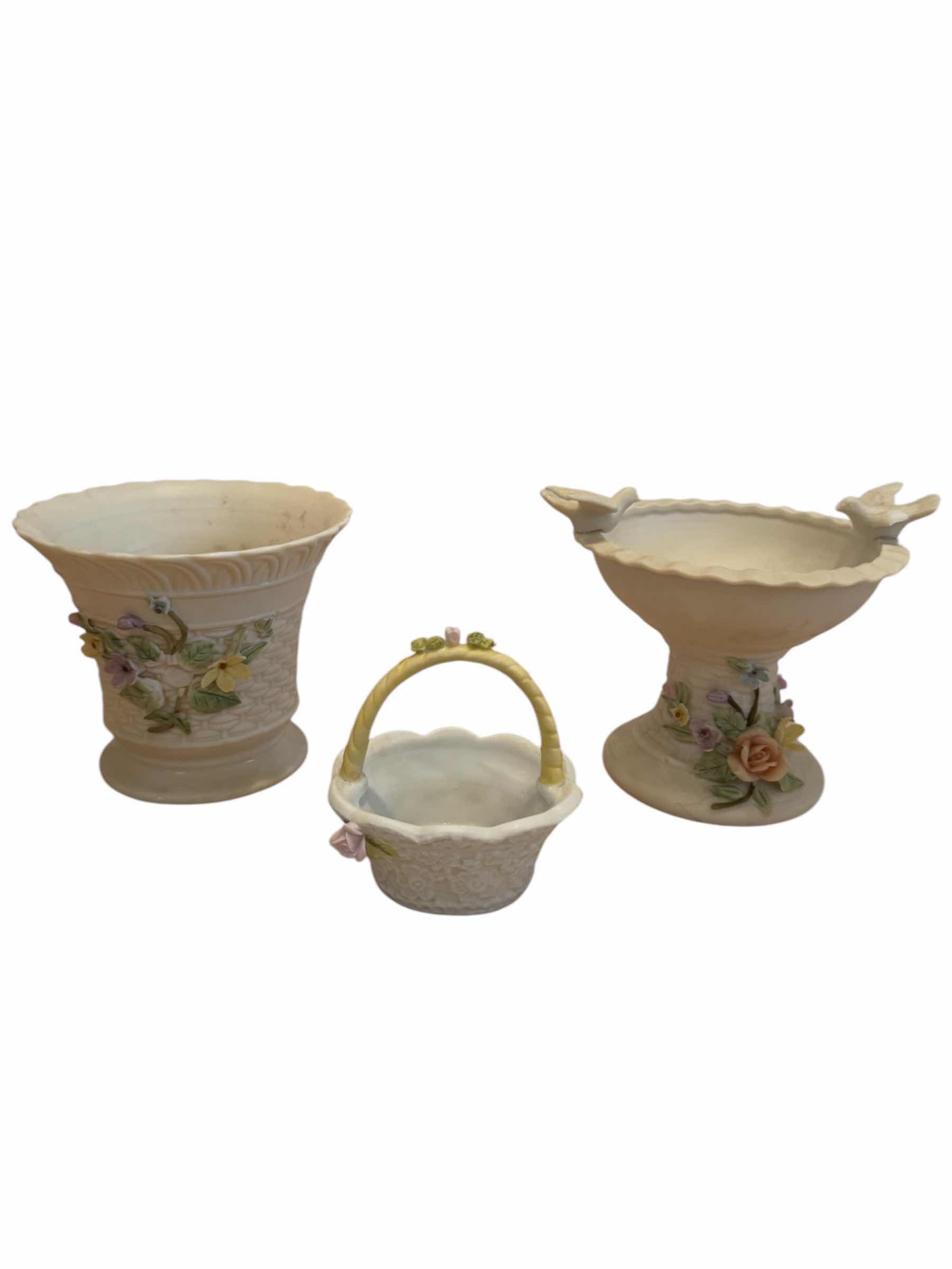 Photo 1 of VINTAGE PORCELAIN LEFTON AND ENESCO DECOR, ARTWORK