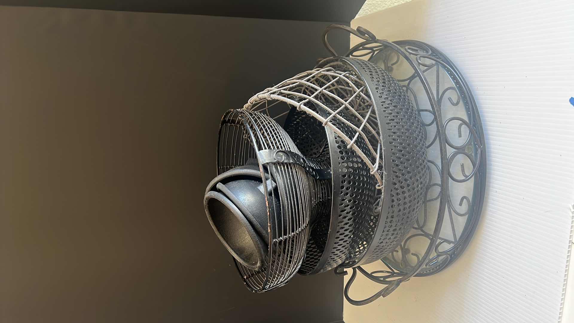 Photo 1 of 5 SETS OF METAL DECOR BASKETS AND 4 SETS OF SALSA BOWLS