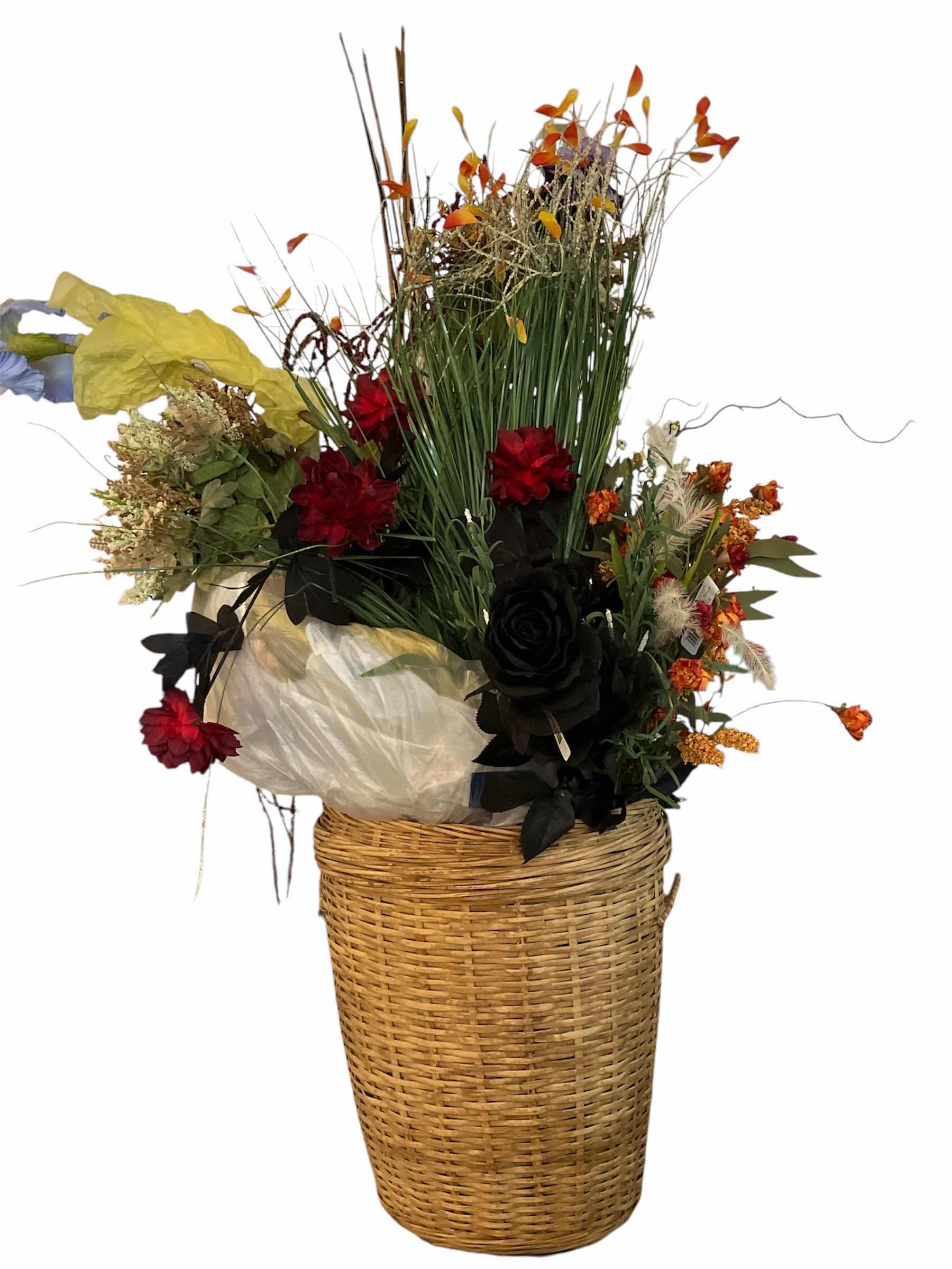 Photo 2 of ”WICKER BASKET AND FAUX FLOWERS 46”