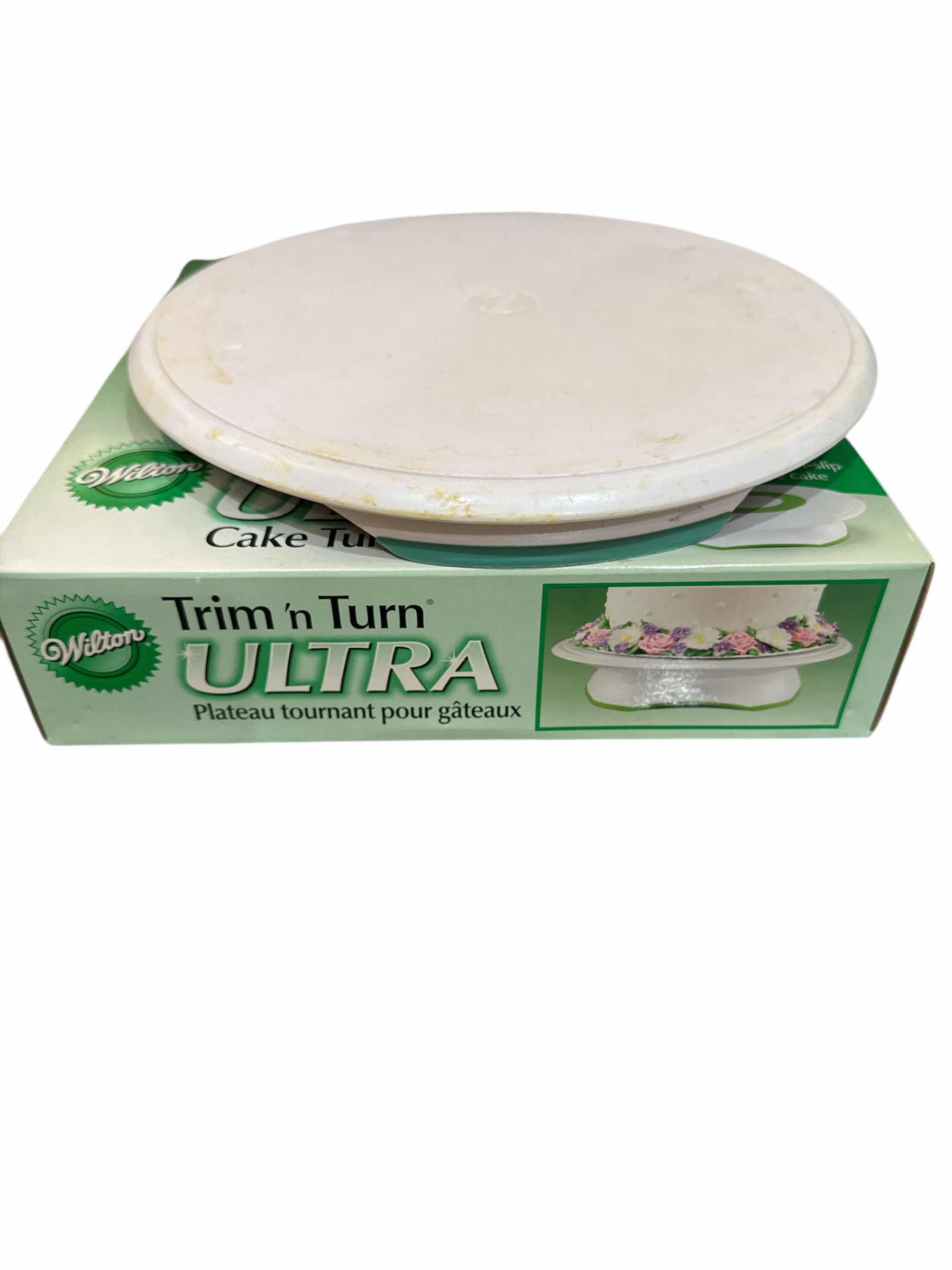 Photo 2 of 2 CAKE LAZY SUSANS  AND DIVIDED LIDDED CARRIER