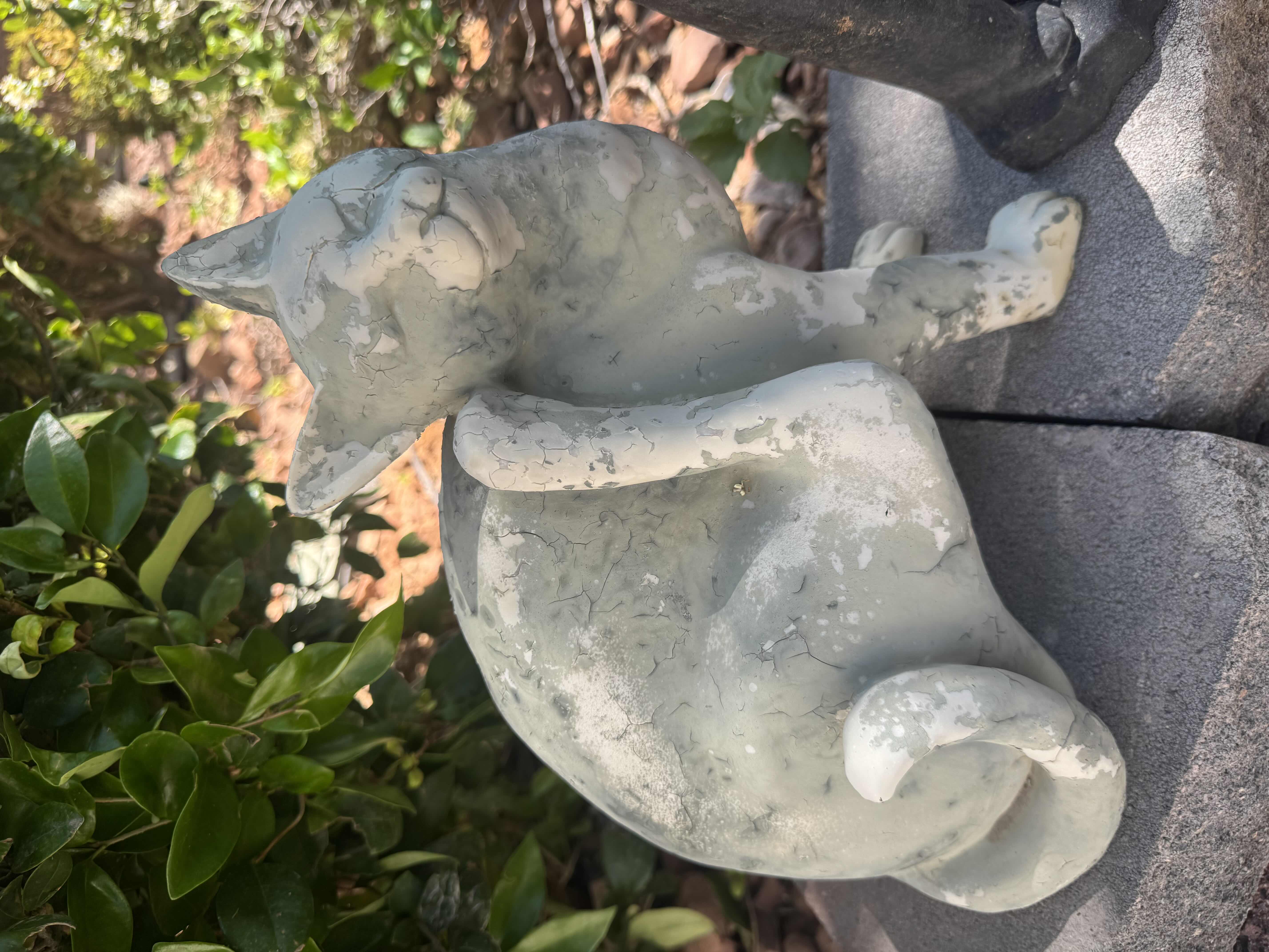 Photo 1 of 4- OUTDOOR CAT DECOR, RESIN MATERIAL