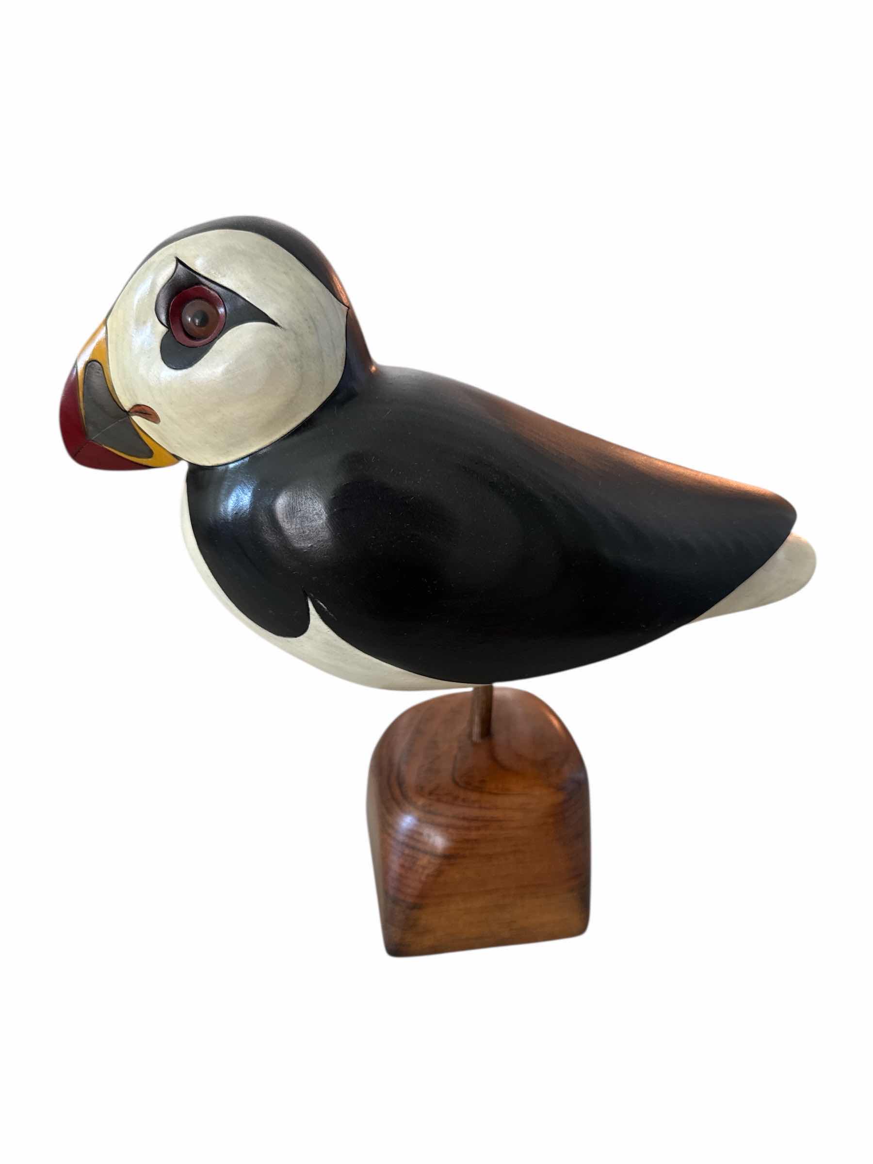 Photo 1 of 130
WOOD CARVED PUFFIN