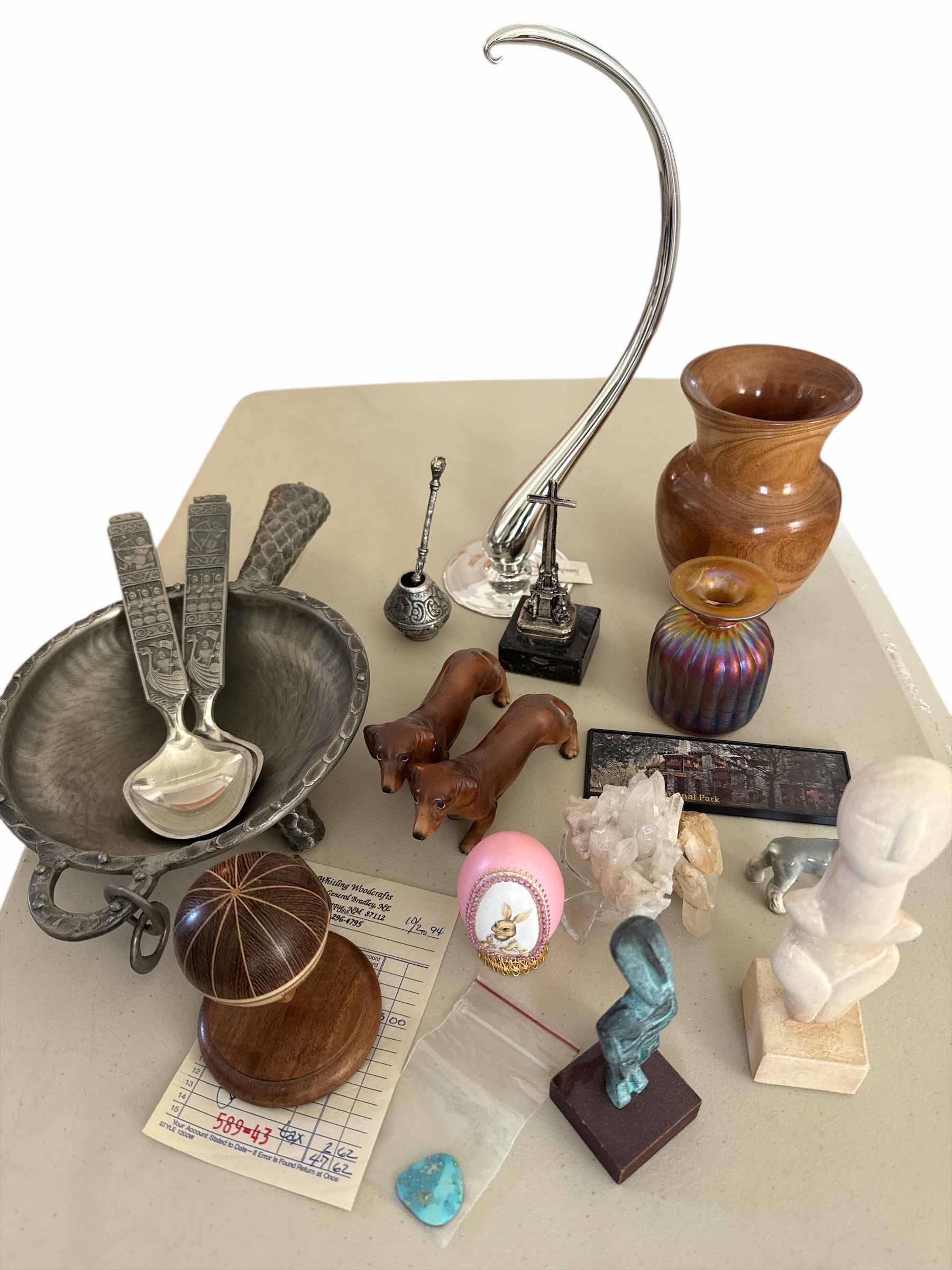 Photo 1 of 17 HOME DECOR ITEMS