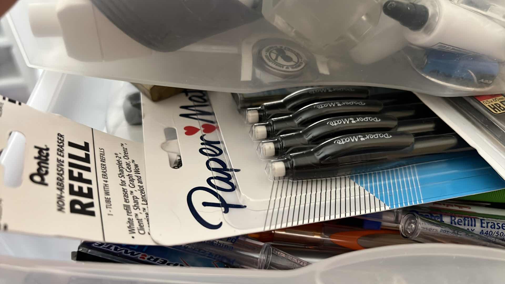 Photo 1 of 2 - ORGANIZERS AND CONTENTS: OFFICE SUPPLIES