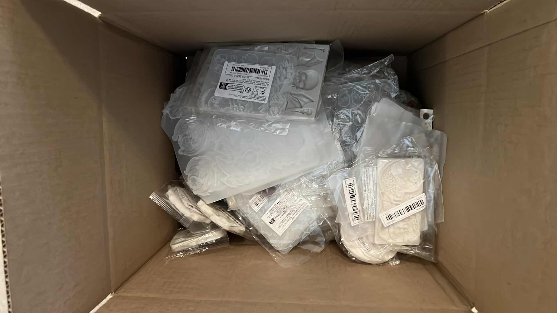 Photo 1 of BEADS, TIKE LEIS, DOLL MAKING SUPPLIES