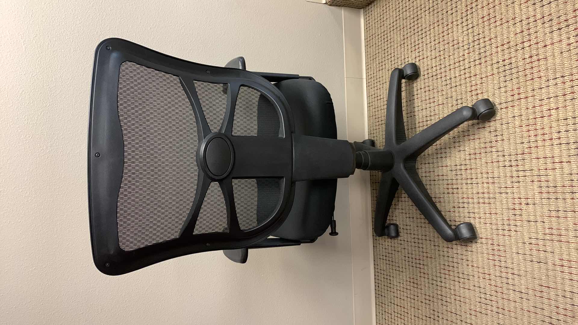 Photo 3 of BLACK MESH & FABRIC ADJUSTABLE  OFFICE CHAIR ON ROLLER