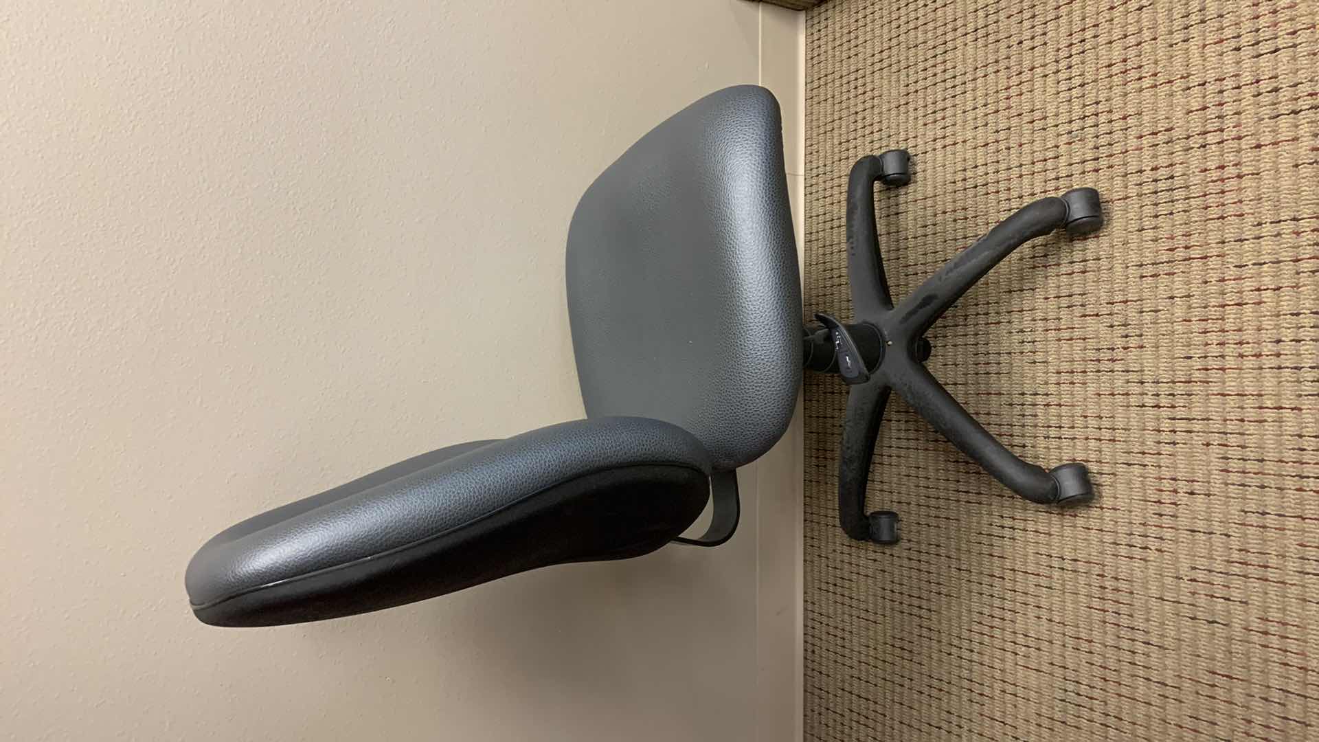 Photo 2 of BLACK MID-VACK TASK OFFICE CHAIR ON ROLLERS