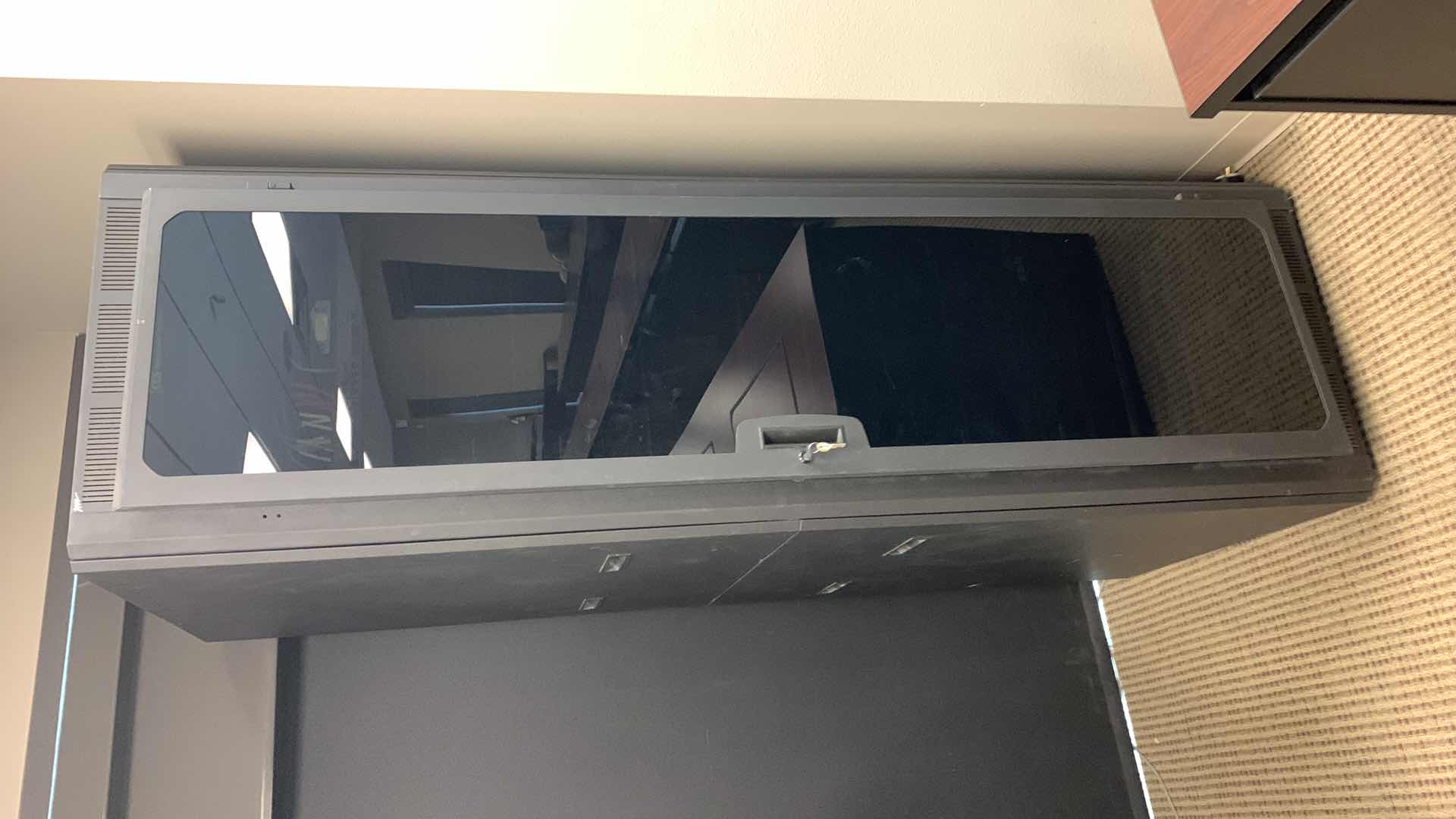 Photo 1 of CRESTRON MULTI UNIT VIDEO MULTIMEDIA SYSTEM IN RACK