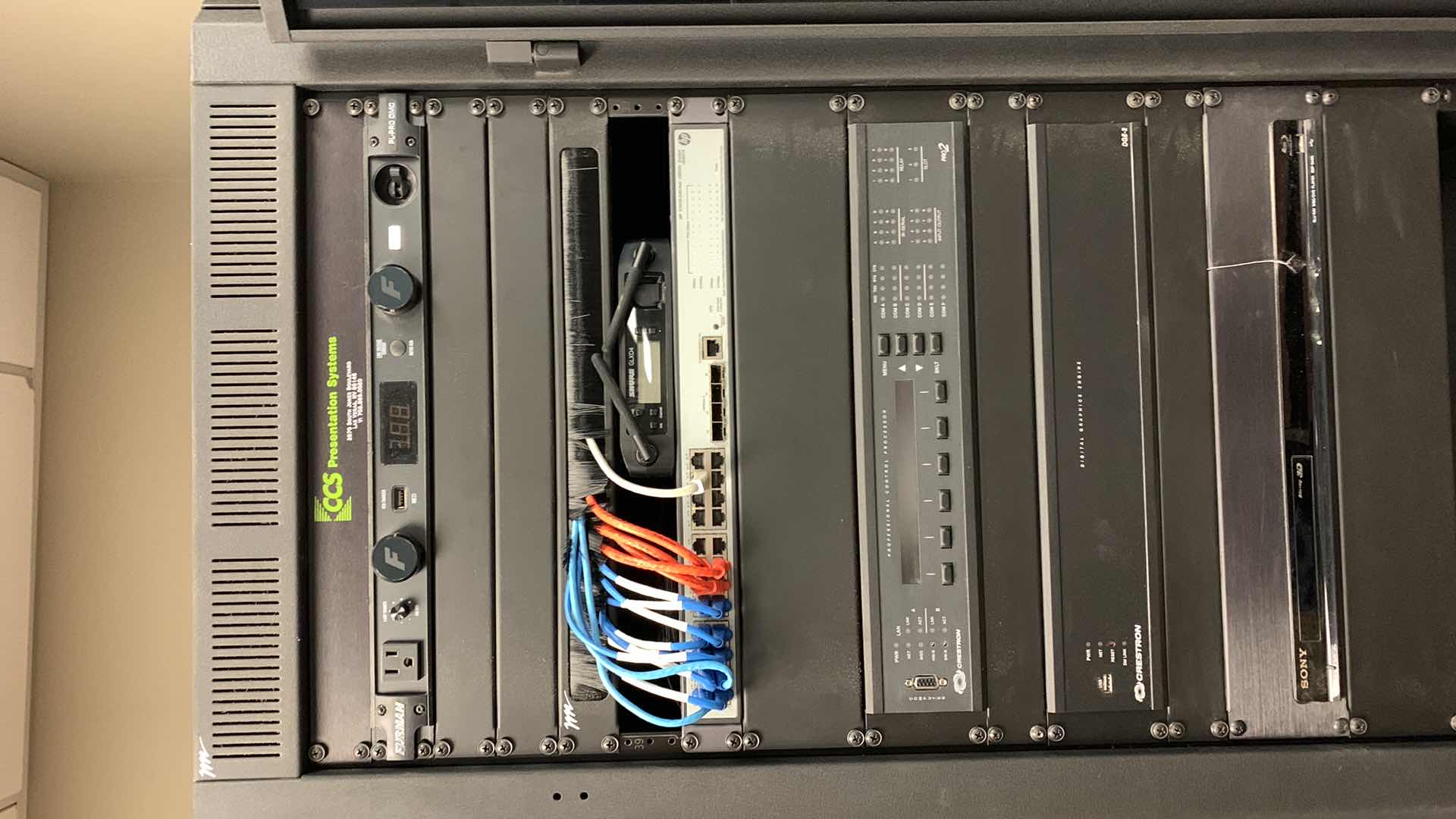 Photo 17 of CRESTRON MULTI UNIT VIDEO MULTIMEDIA SYSTEM IN RACK