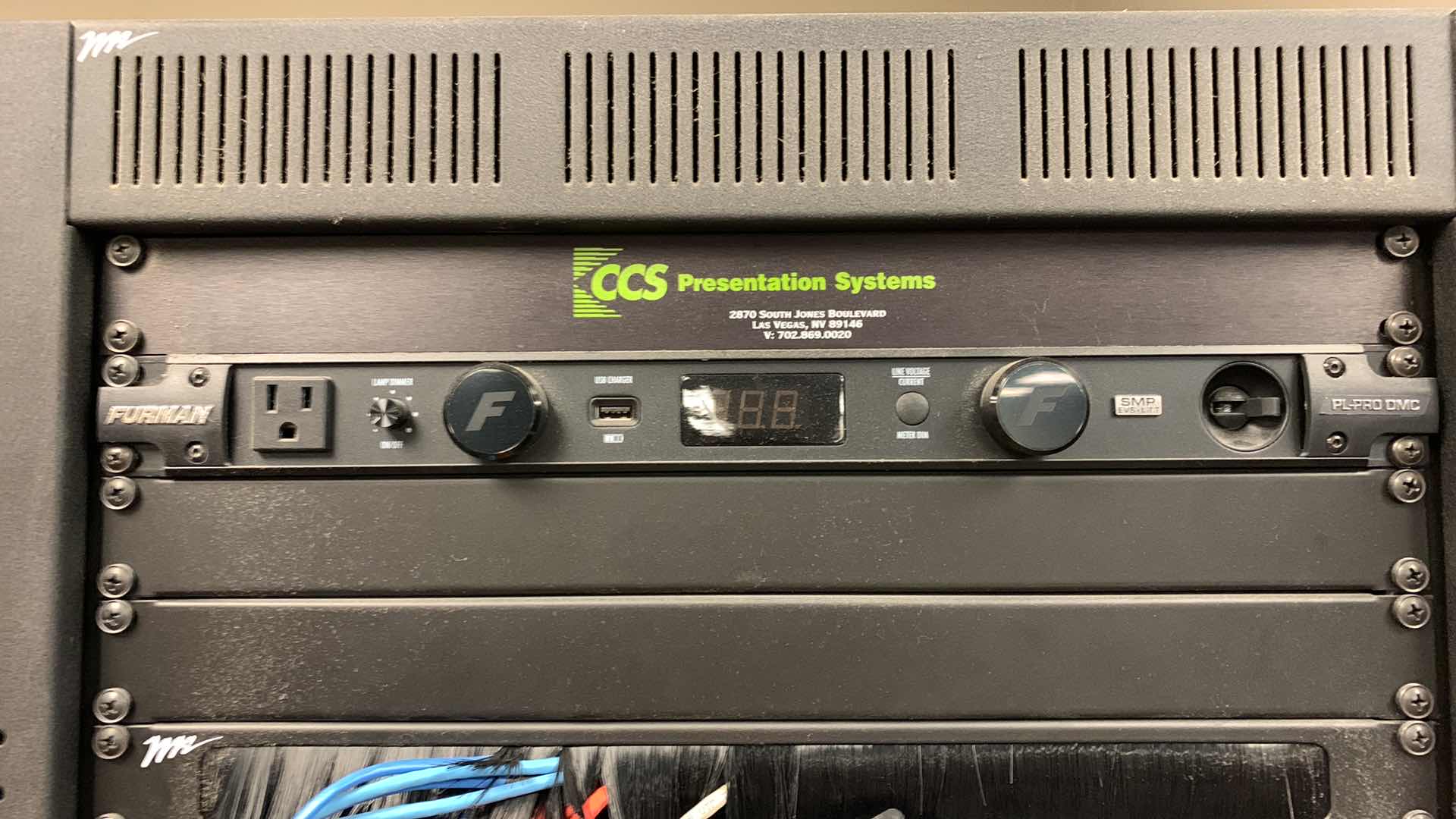 Photo 3 of CRESTRON MULTI UNIT VIDEO MULTIMEDIA SYSTEM IN RACK