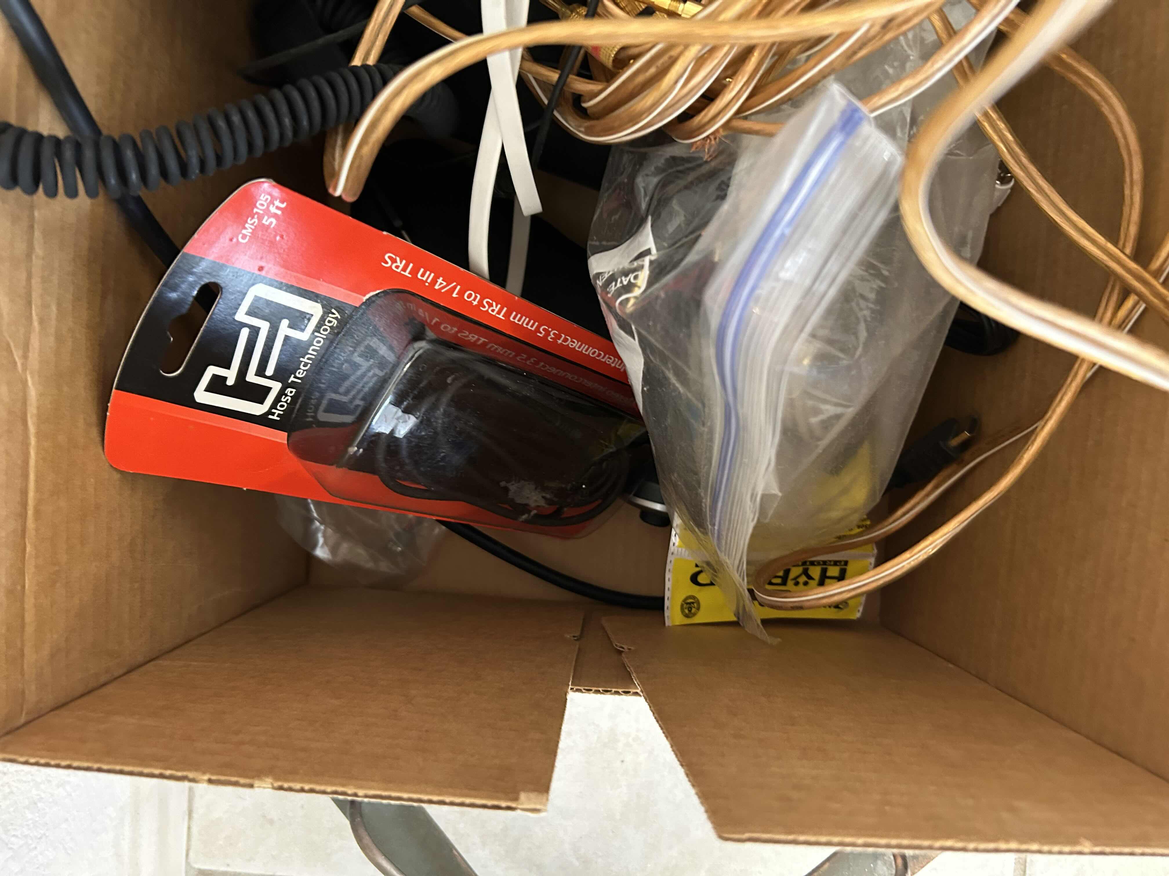 Photo 3 of BOX OF VARIOUS ELECTRONIC CORDS