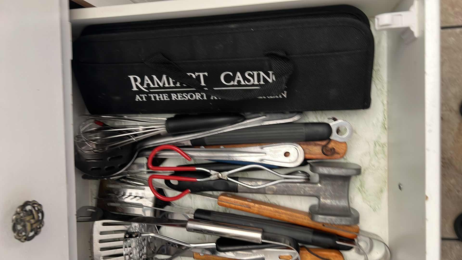 Photo 1 of CONTENTS OF KITCHEN DRAWER