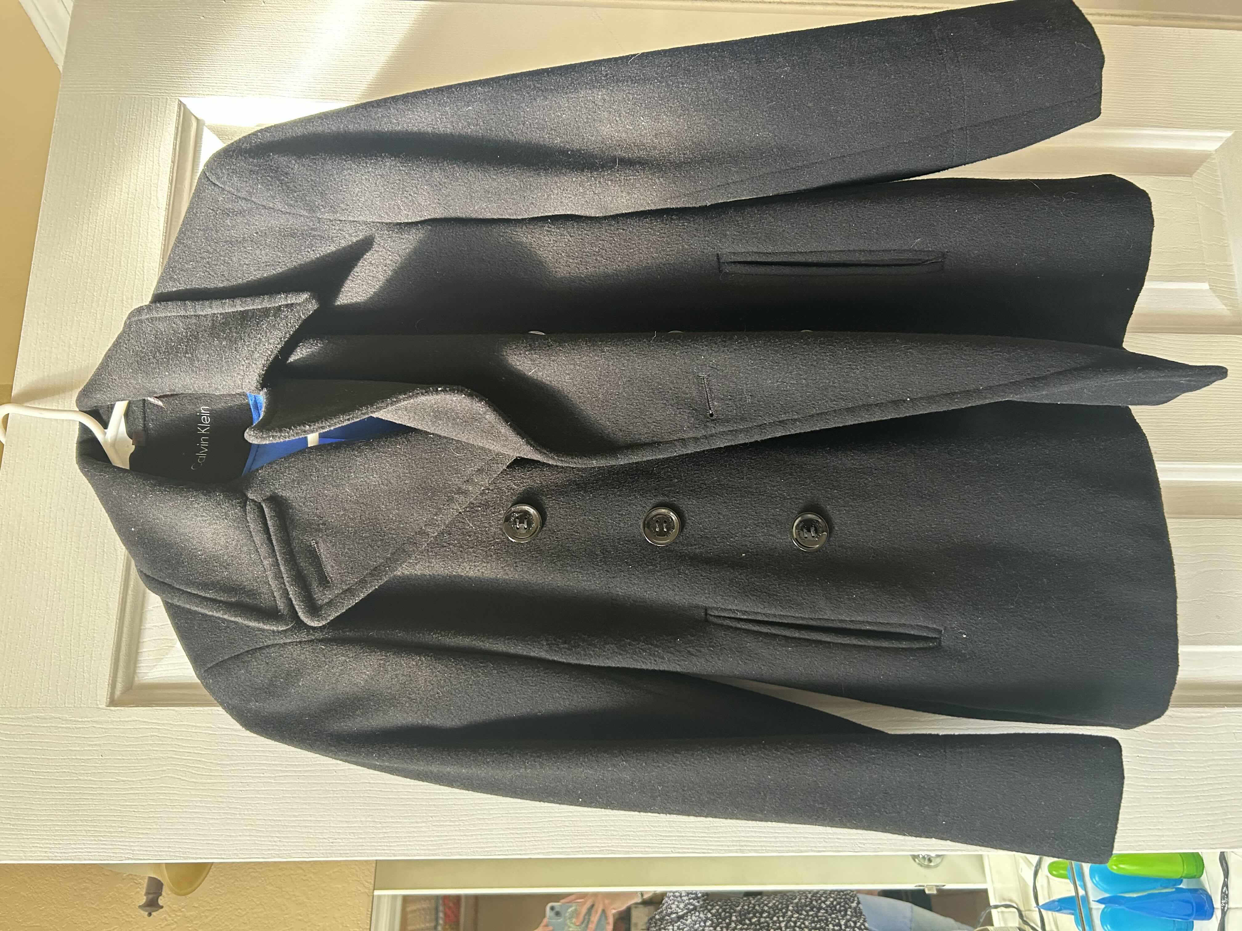 Photo 1 of CALVIN KLEIN COAT SIZE 0 BLACK