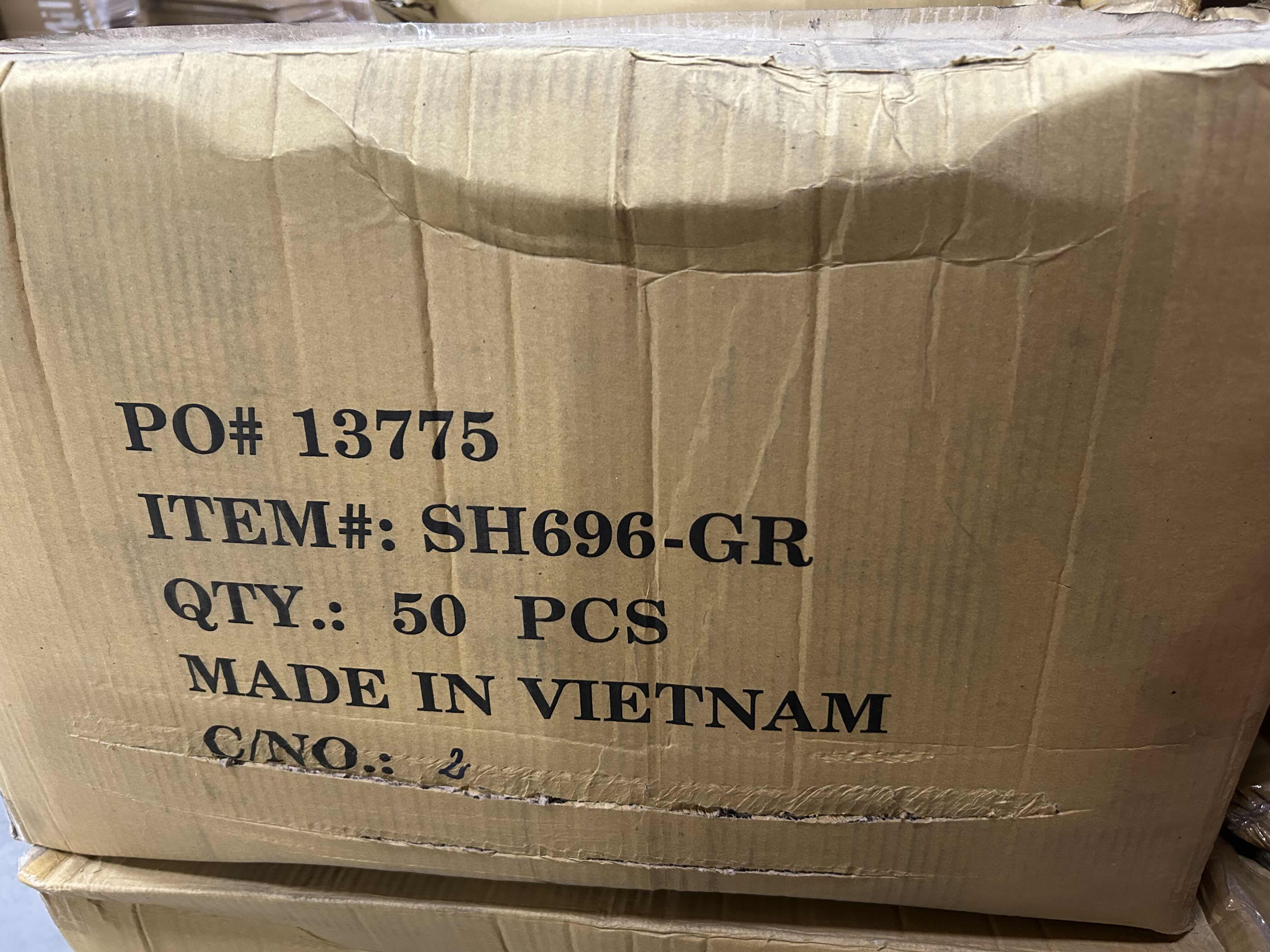 Photo 1 of BRAND NEW CASE OF 50 HOME-X  OVER THE FAUCET HOSE HOLDER (GREEN)