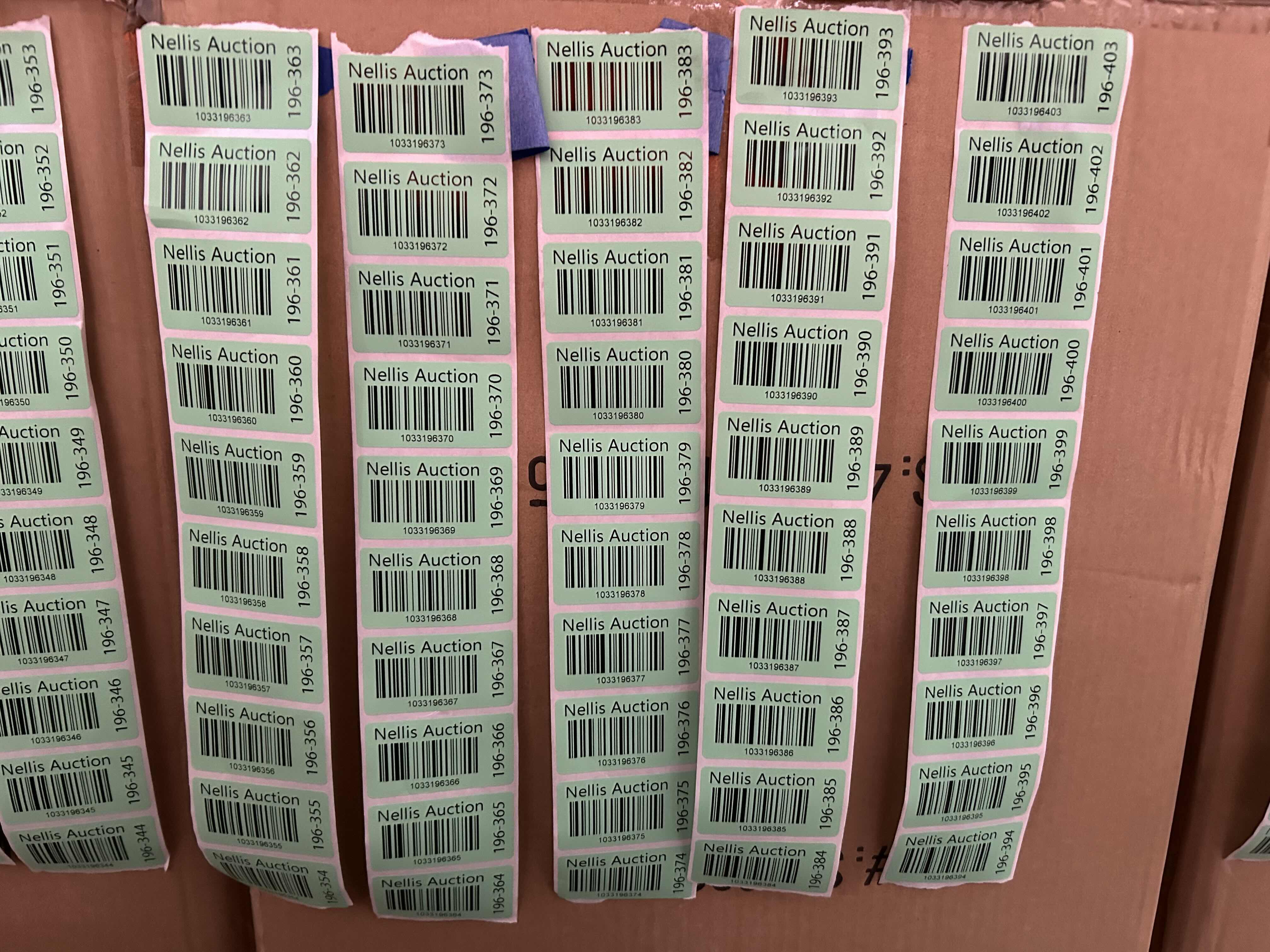 Photo 1 of 24 per carton, 11 cartons, selling as a pair 

132 total
196304-196435