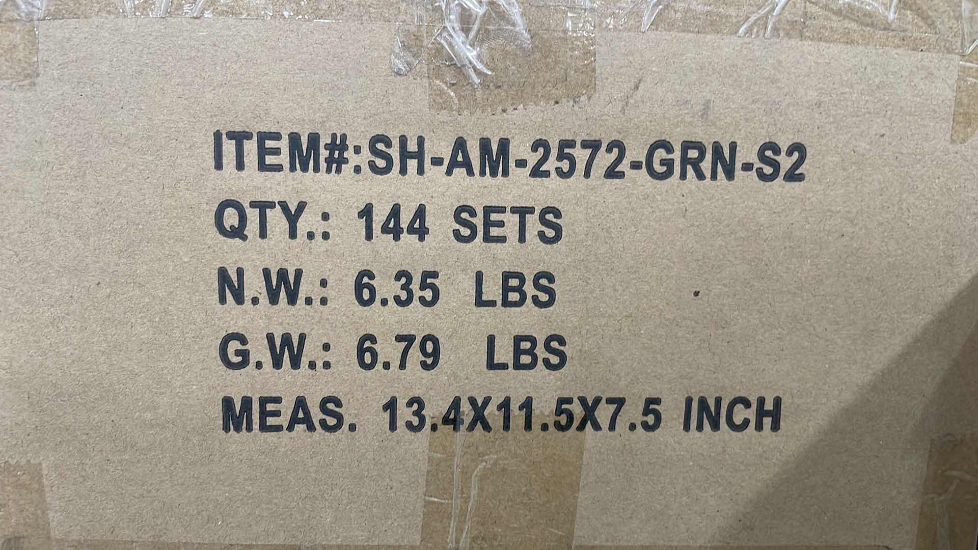 Photo 1 of CASE OF 144 HOME-X MINI SALT AND PEPPER SHAKERS PLASTIC WITH LIDS CAMPING TRAVEL LUNCHBOX SETS OF 2 GREEN