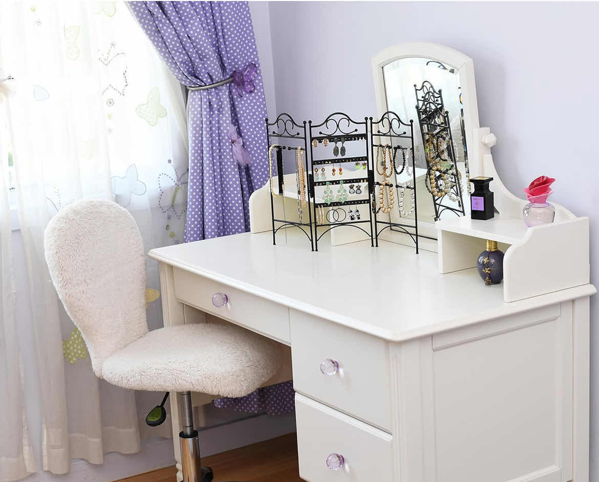 Photo 1 of CASE OF 12 ARAD 3-PANEL FOLDING SCREEN JEWELRY HANGER, EARRINGS, BRACELETS, NECKLACES ORGANIZER, BLACK