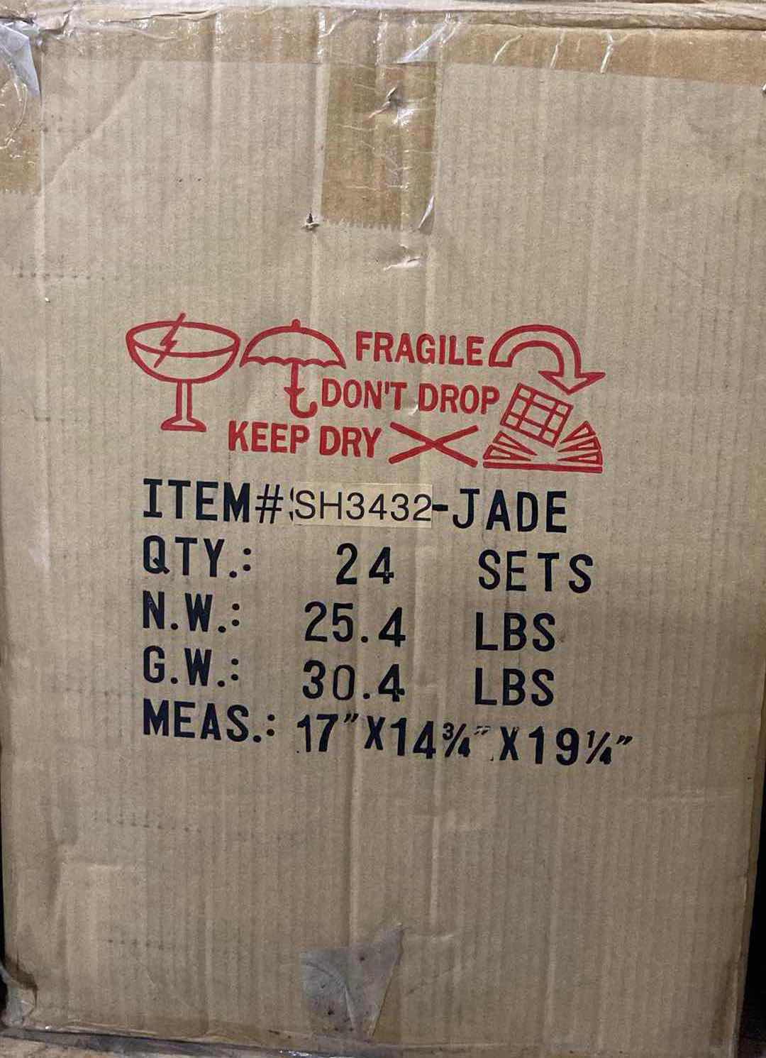 Photo 1 of NEW CASE HOME-X RETRO JADEITE CRYSTAL SALT & PEPPER SHAKER (BOX OF 24 SETS)