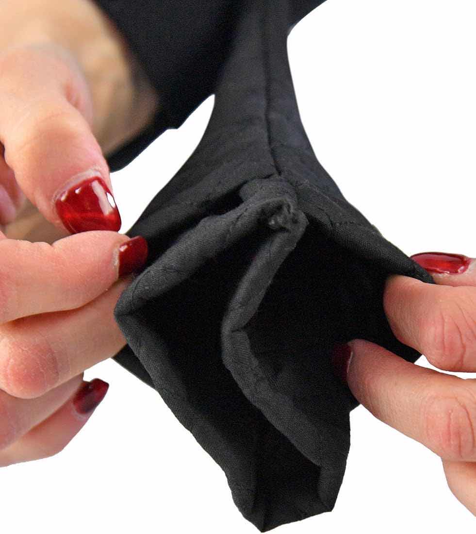 Photo 1 of NEW CASE HOME-X BLACK DOUBLE SOFT EYEGLASS POUCH (PARTIAL BOX OF 23)