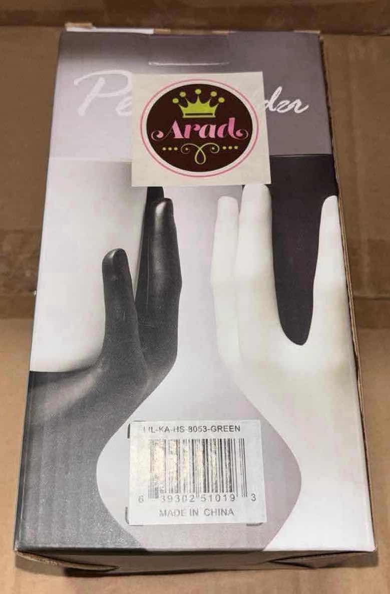 Photo 1 of NEW CASE OF ARAD THE ART OF HAND PEN/PENCIL HOLDER, BLACK/GREEN (12 PCS/CASE)