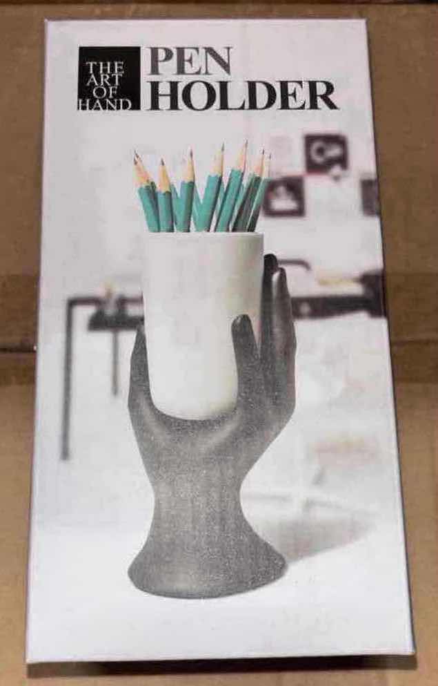 Photo 2 of NEW CASE OF ARAD THE ART OF HAND PEN/PENCIL HOLDER, BLACK/GREEN (12 PCS/CASE)