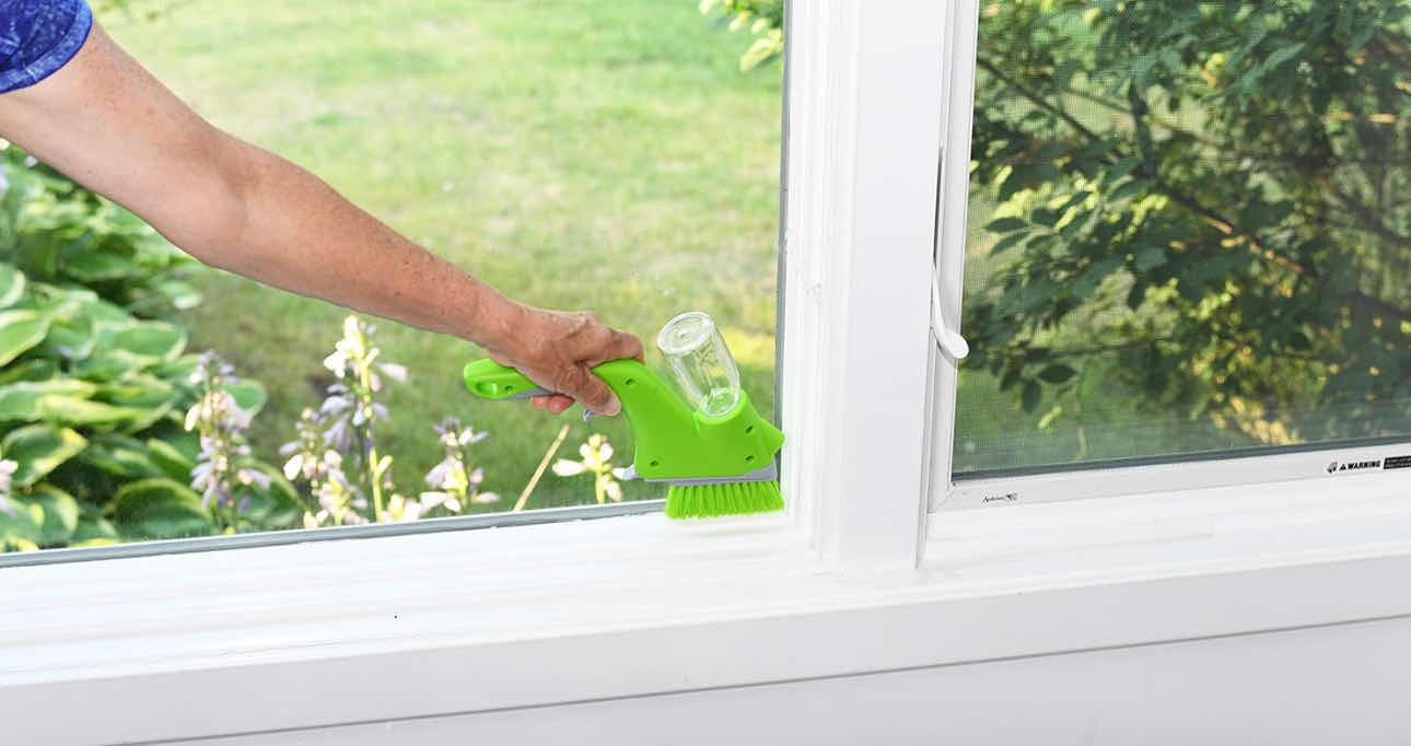 Photo 1 of 2-HOME-X -  CLEANING BRUSH WITH BUILT-IN BOTTLE SPRAYER, EASY-TO USE MULTIPURPOSE BRUSH REMOVES DIRT, DUST AND GRIME FROM DOOR AND WINDOW TRACKS