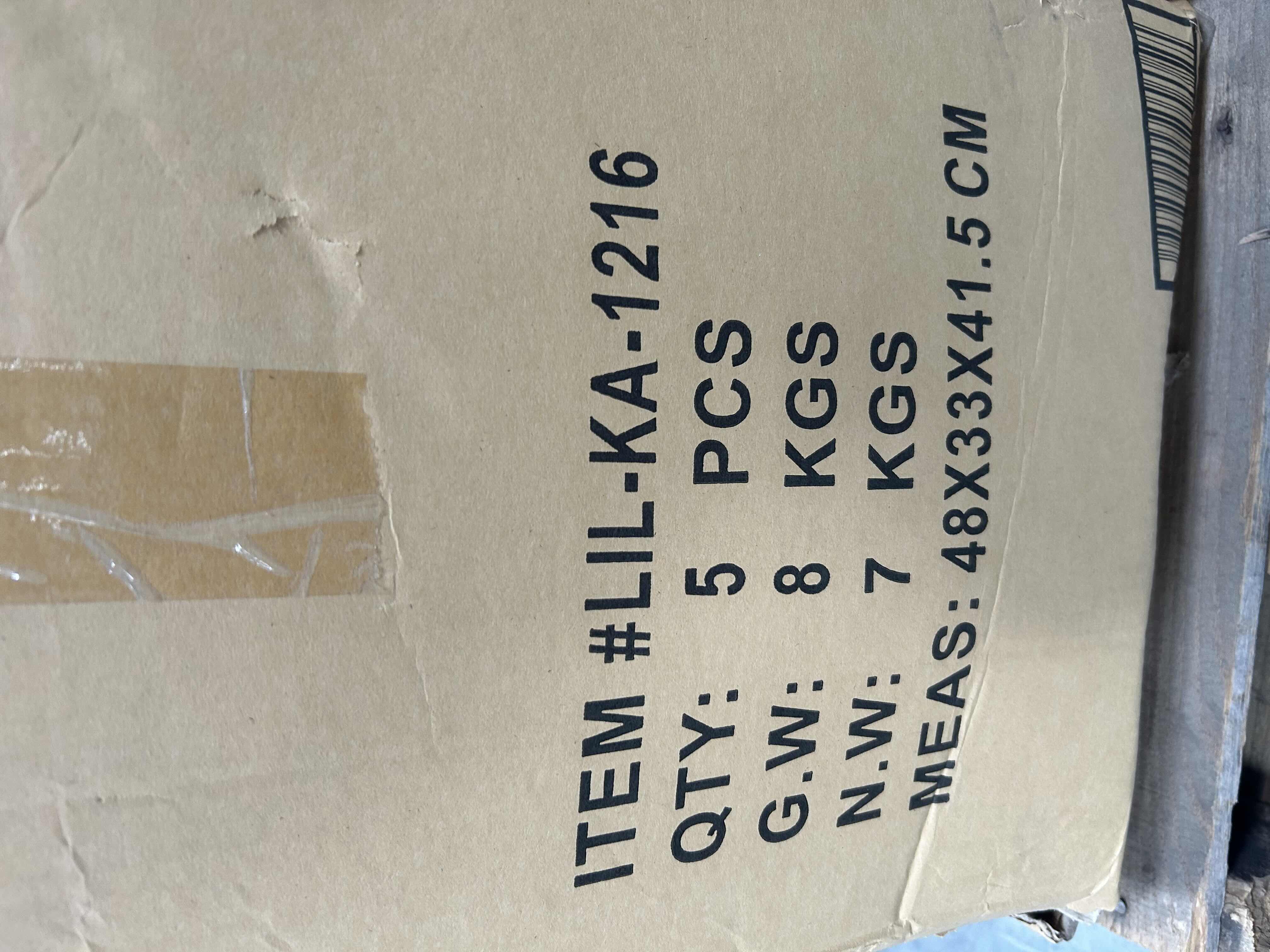 Photo 3 of BRAND NEW CASE OF ARAD WHITE METAL 3 TIER TABLETOP JEWELRY ORGANIZER WITH TRAY