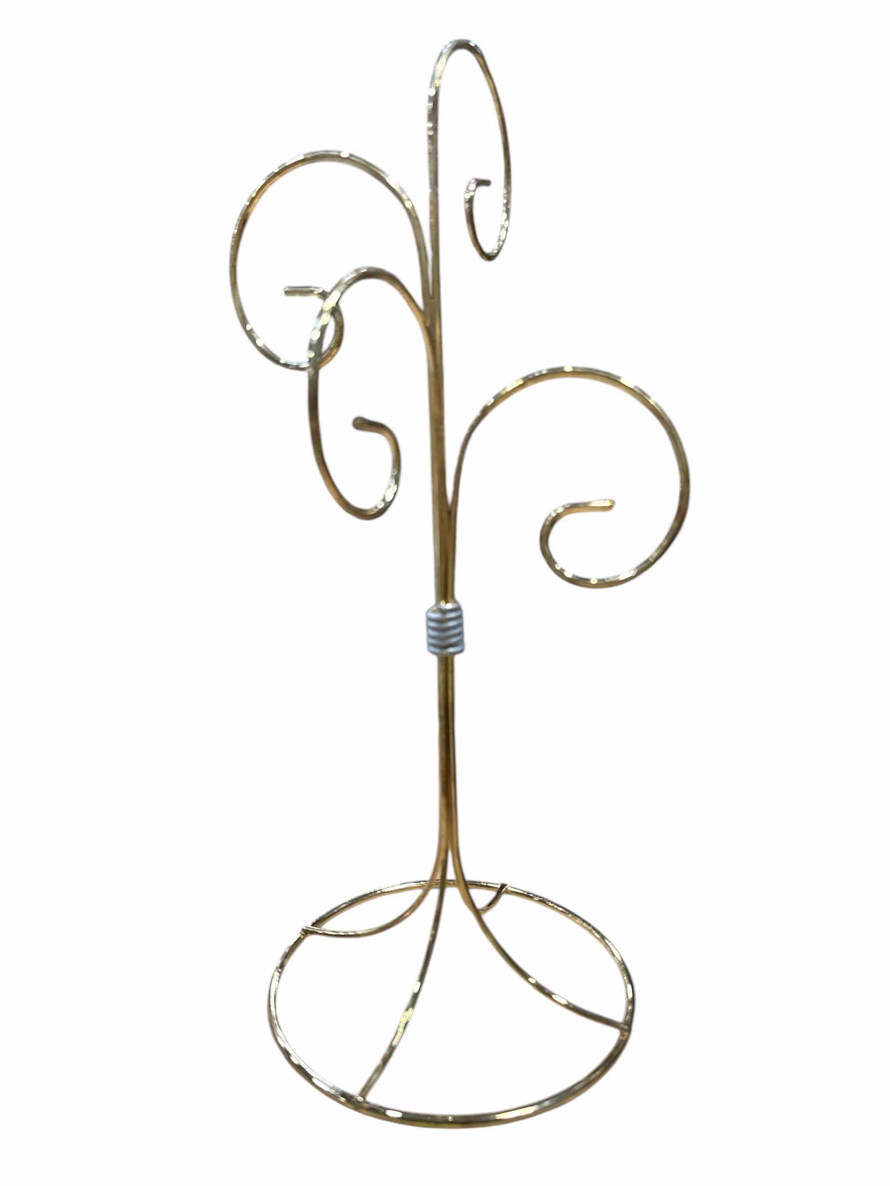 Photo 1 of BRAND NEW CASE OF 9 TRIPAR 13” 4 ARM BRASS METAL MINI ORNAMENT DISPLAY TREE