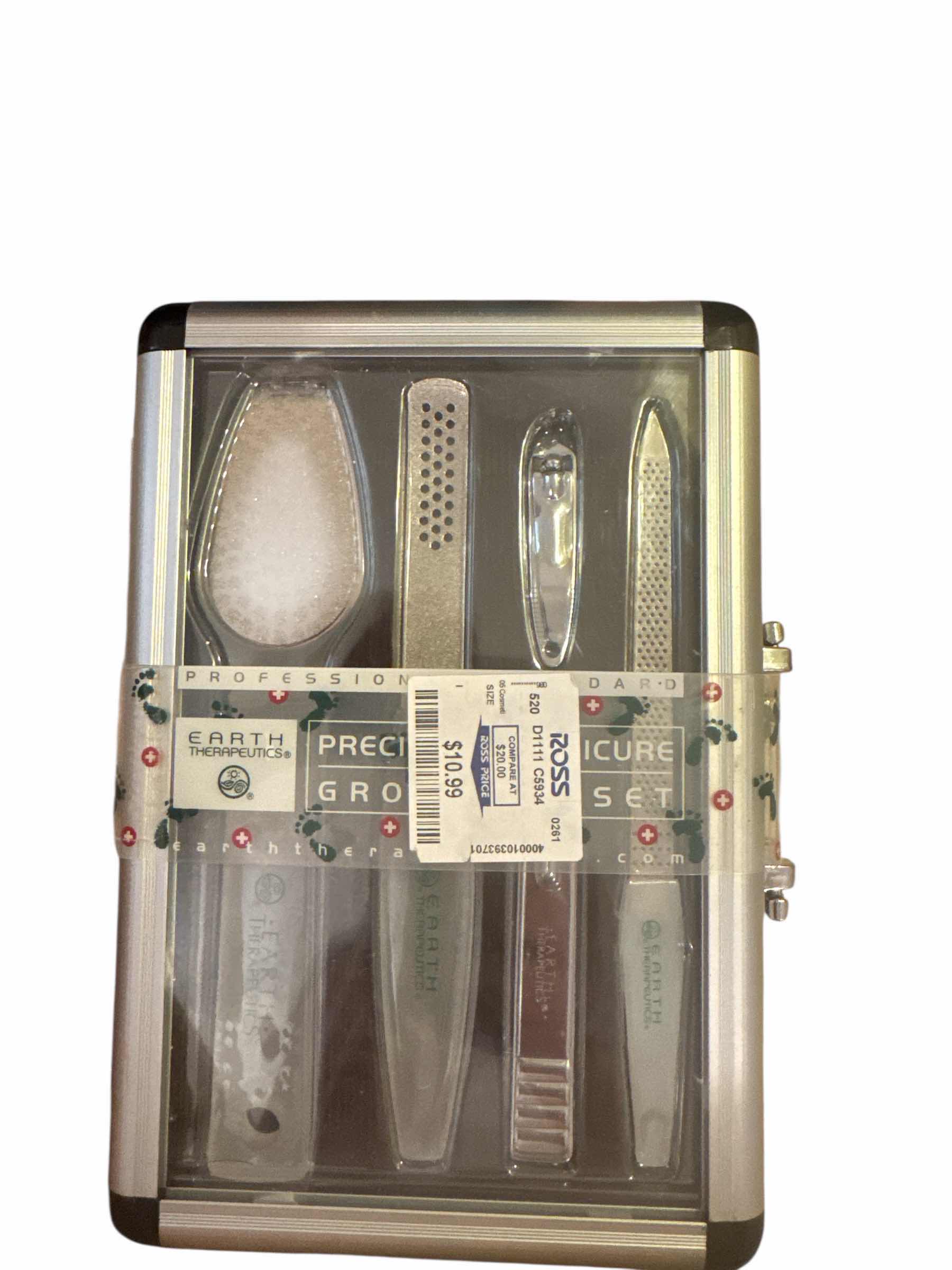 Photo 4 of 6 PERSONAL CARE ITEMS: GE SUPERPRO HAIR DRYER, MANICURE SET, TISSUE, SOAP, & TOOTHPASTE HOLDER