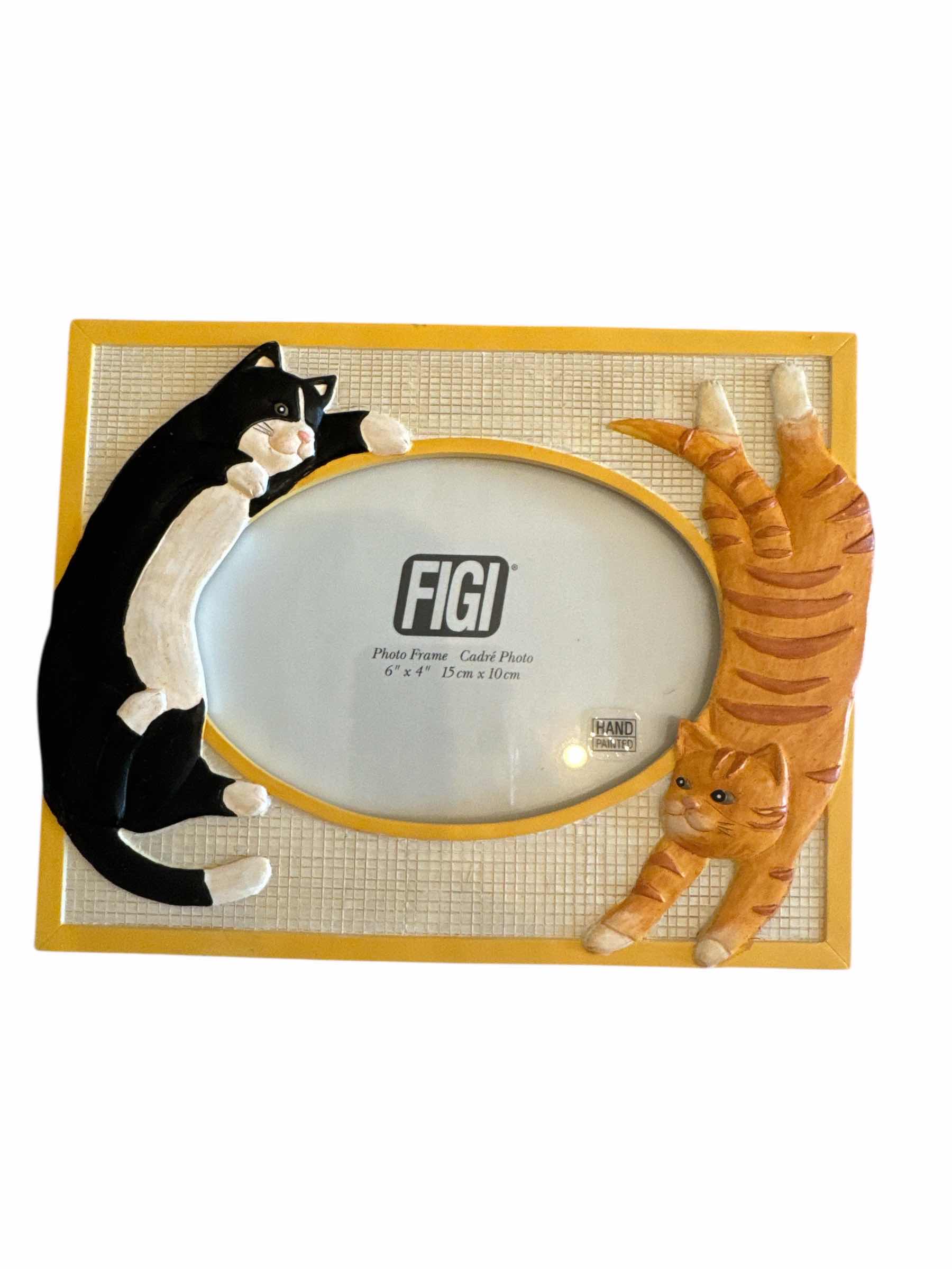 Photo 1 of 5 PICTURE FRAMES