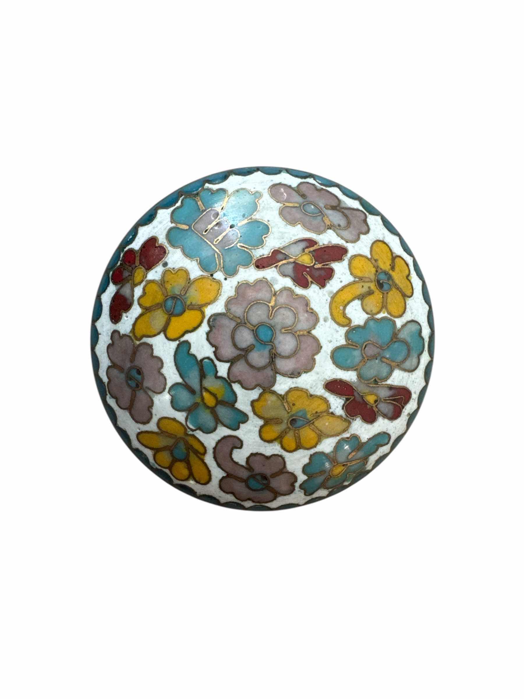 Photo 1 of 50
CLOISONNÉ BRASS & ENAMEL FLORAL PATTERN