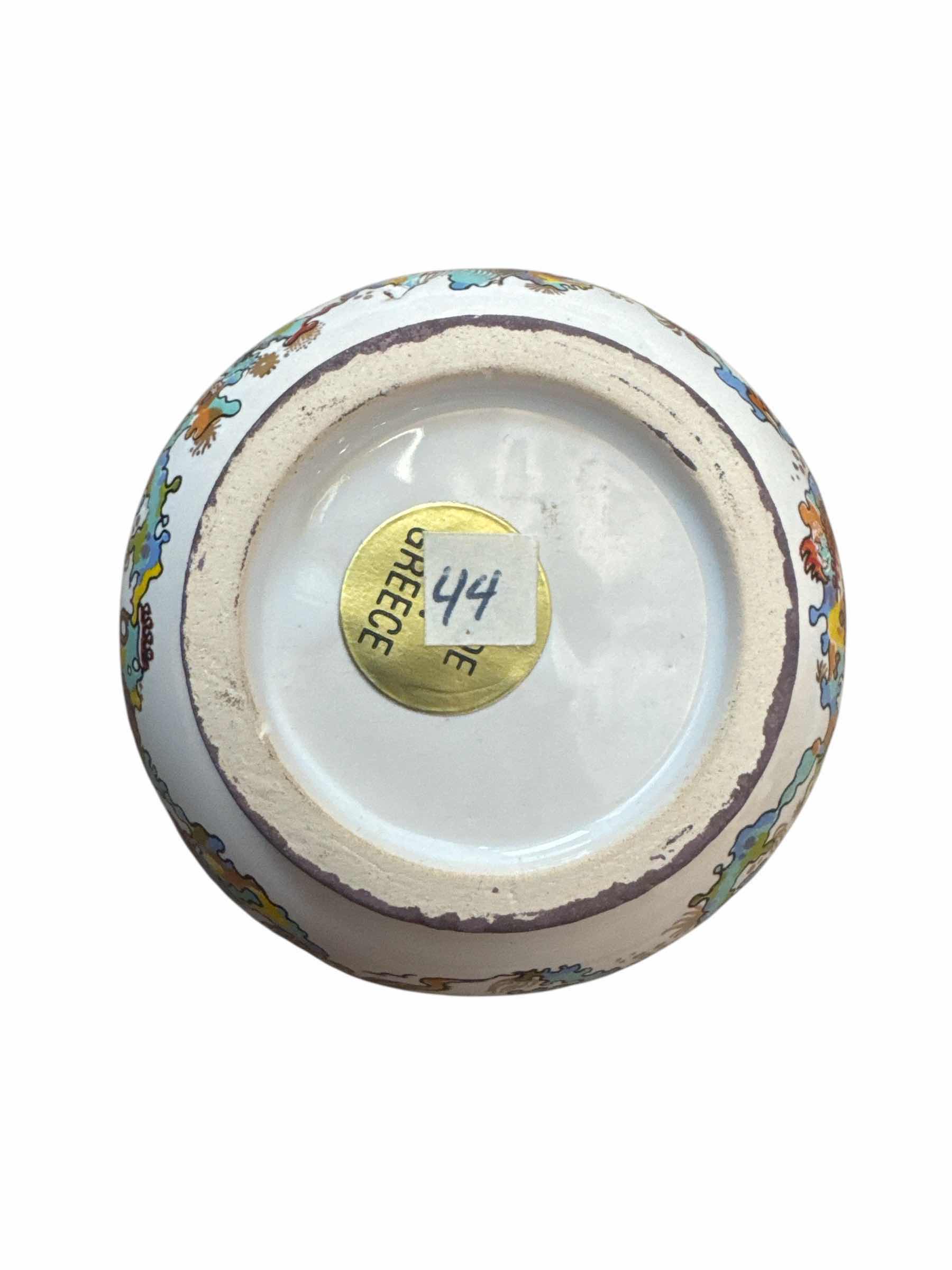 Photo 1 of 50

VINTAGE VENUS SERIE PERFUME BOTTLE HAND MADE