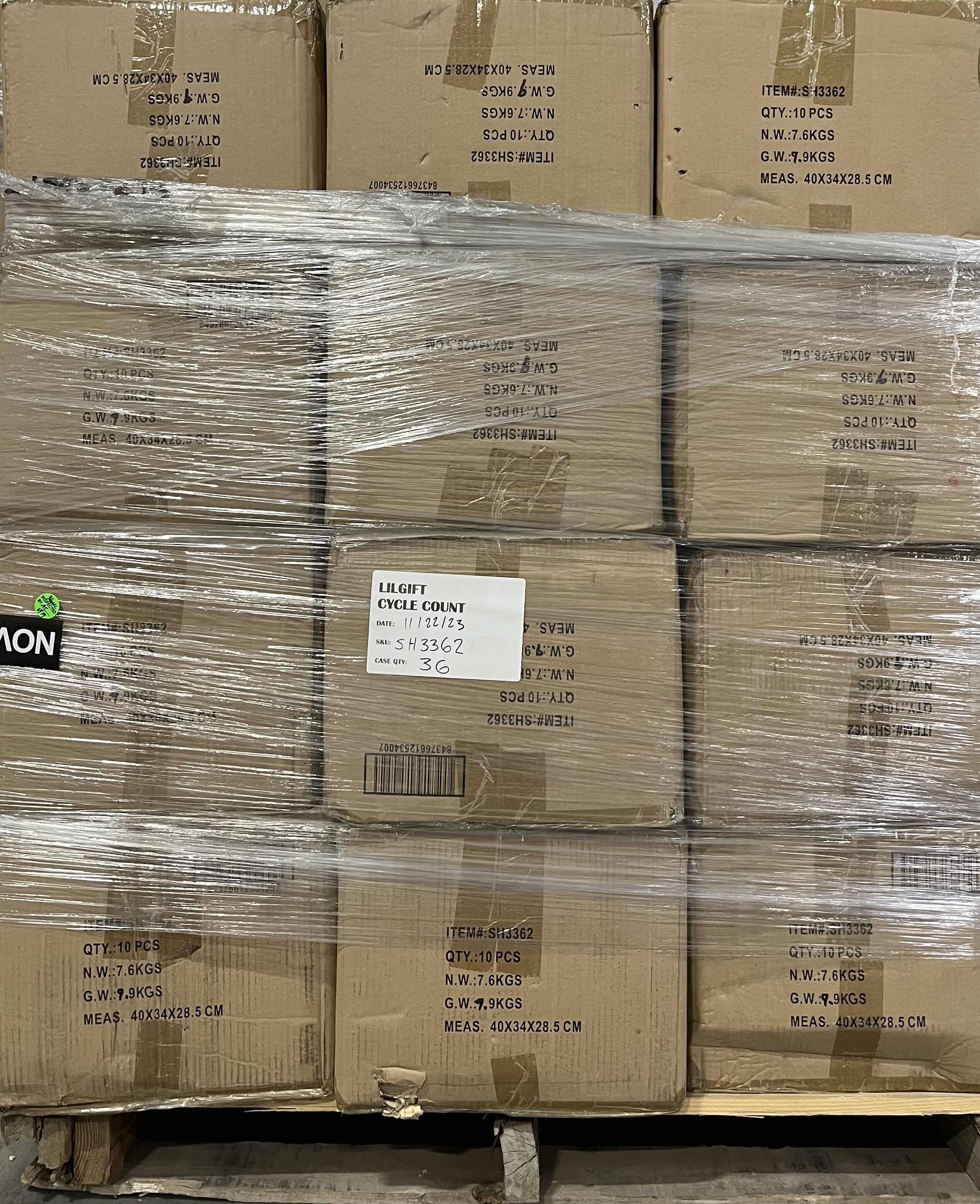 Photo 1 of NEW PALLET OF HOME X DUAL BIRD FEEDER DECK MOUNT (10PCS PER CASE/36 CASES)