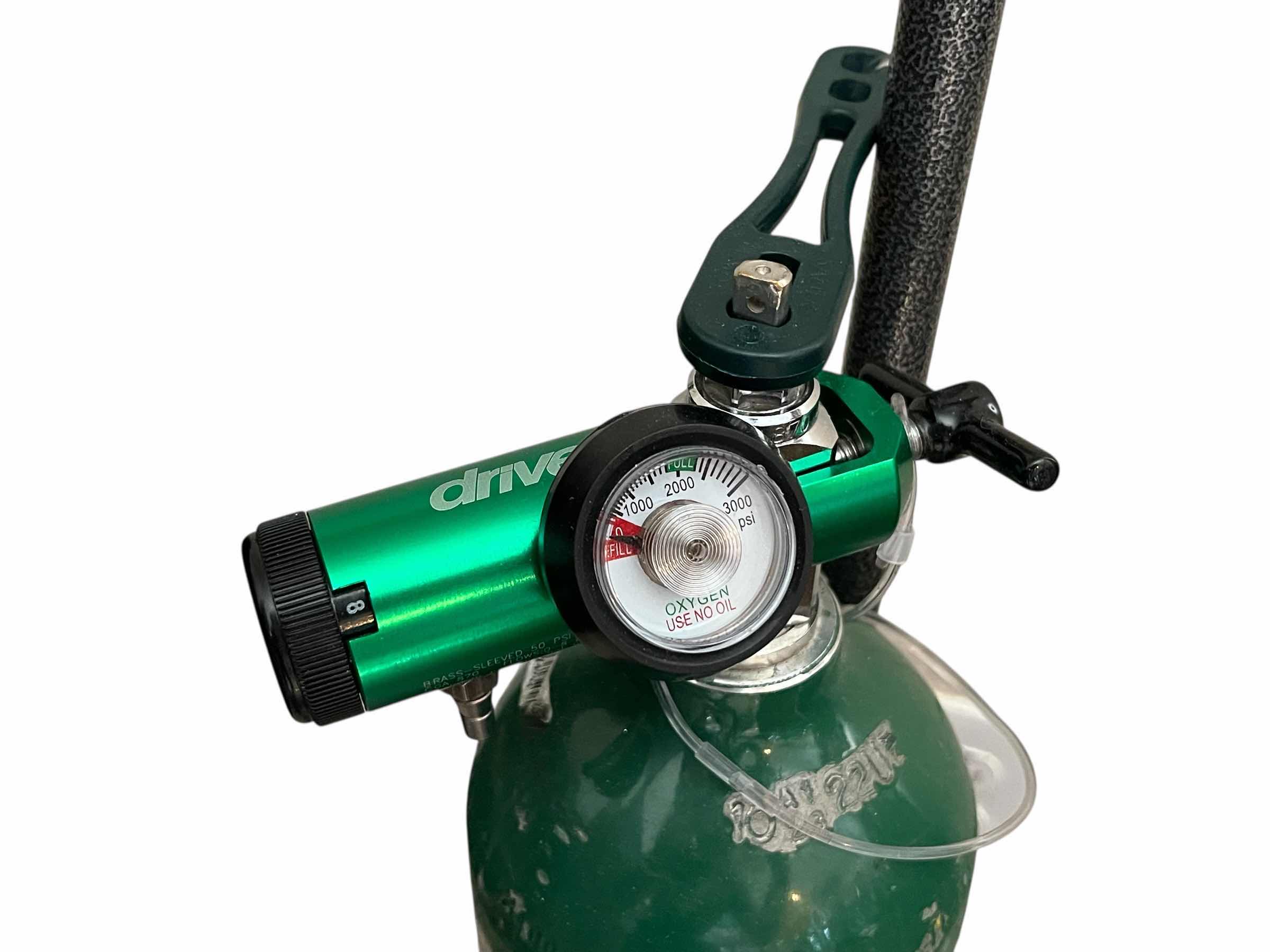 Photo 1 of OXYGEN COMPRESSED USBUN1072 MEDICAL GAS TANK W DRIVE PRESSURE GAUGE & ROLLING CART 4.5” X 29”