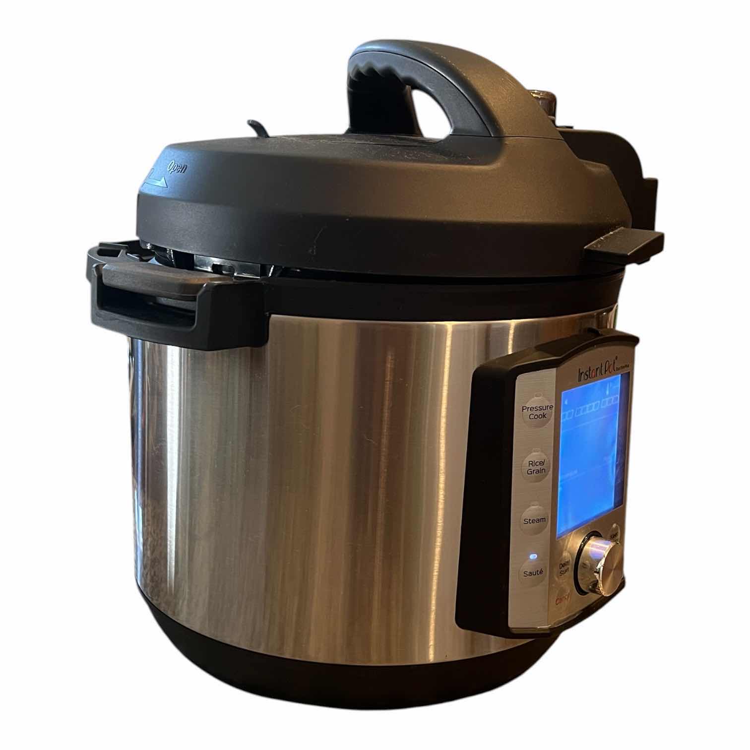 Photo 1 of INSTANT POT DUO EVO PLUS MULTIFUNCTION PRESSURE COOKER DUOEVO6