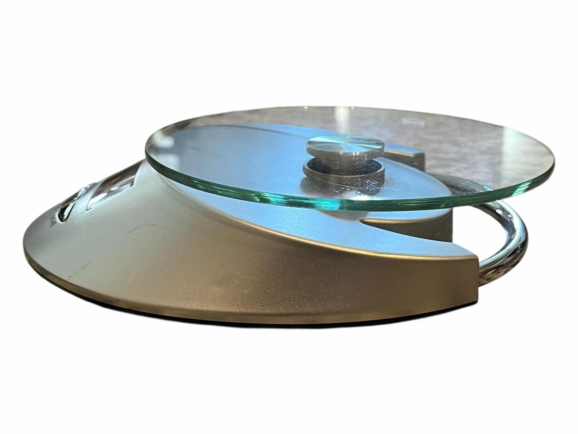 Photo 1 of DIGITAL FOOD SCALE