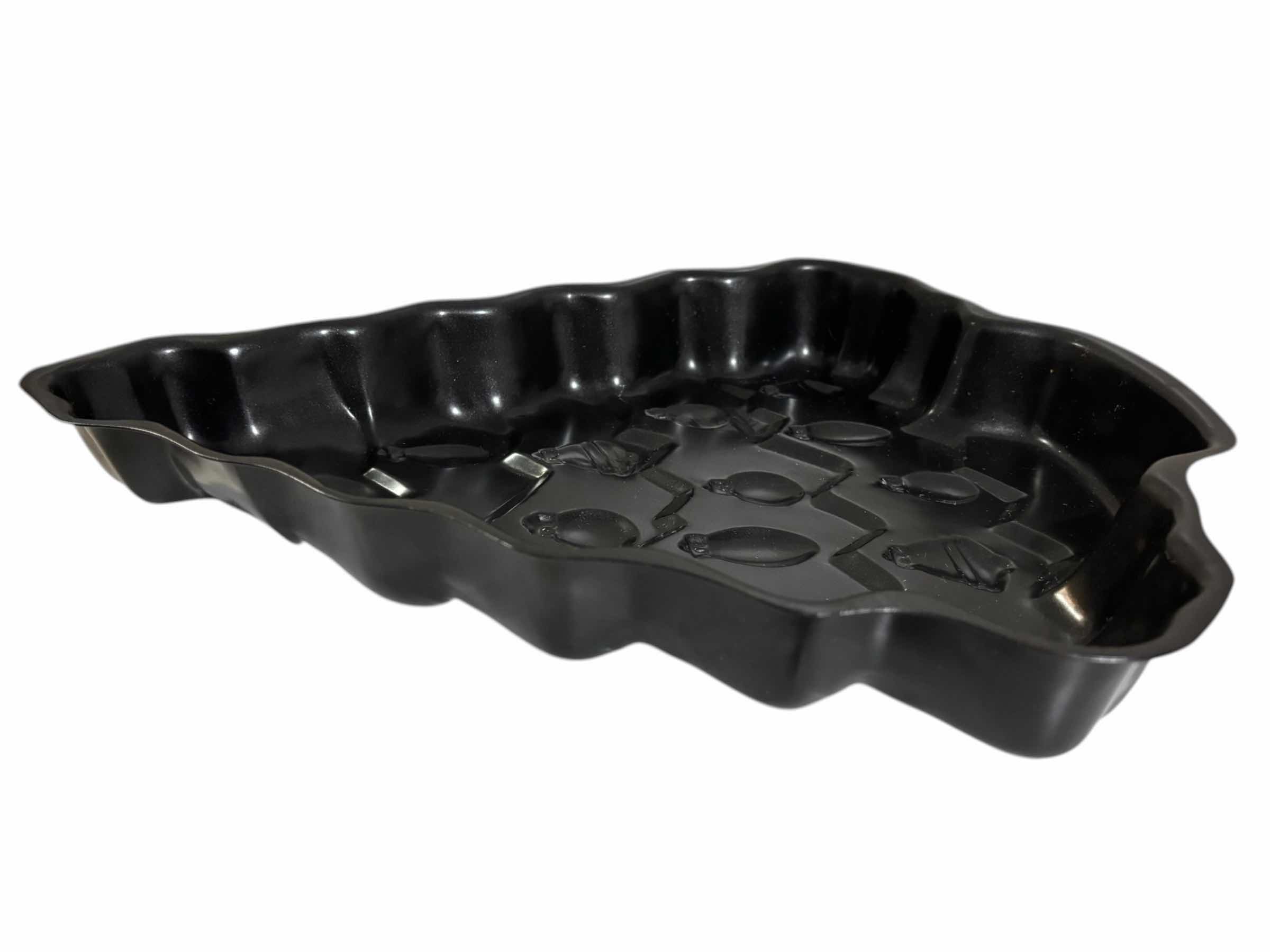 Photo 1 of 3 PC FESTIVE BAKEWARE SET