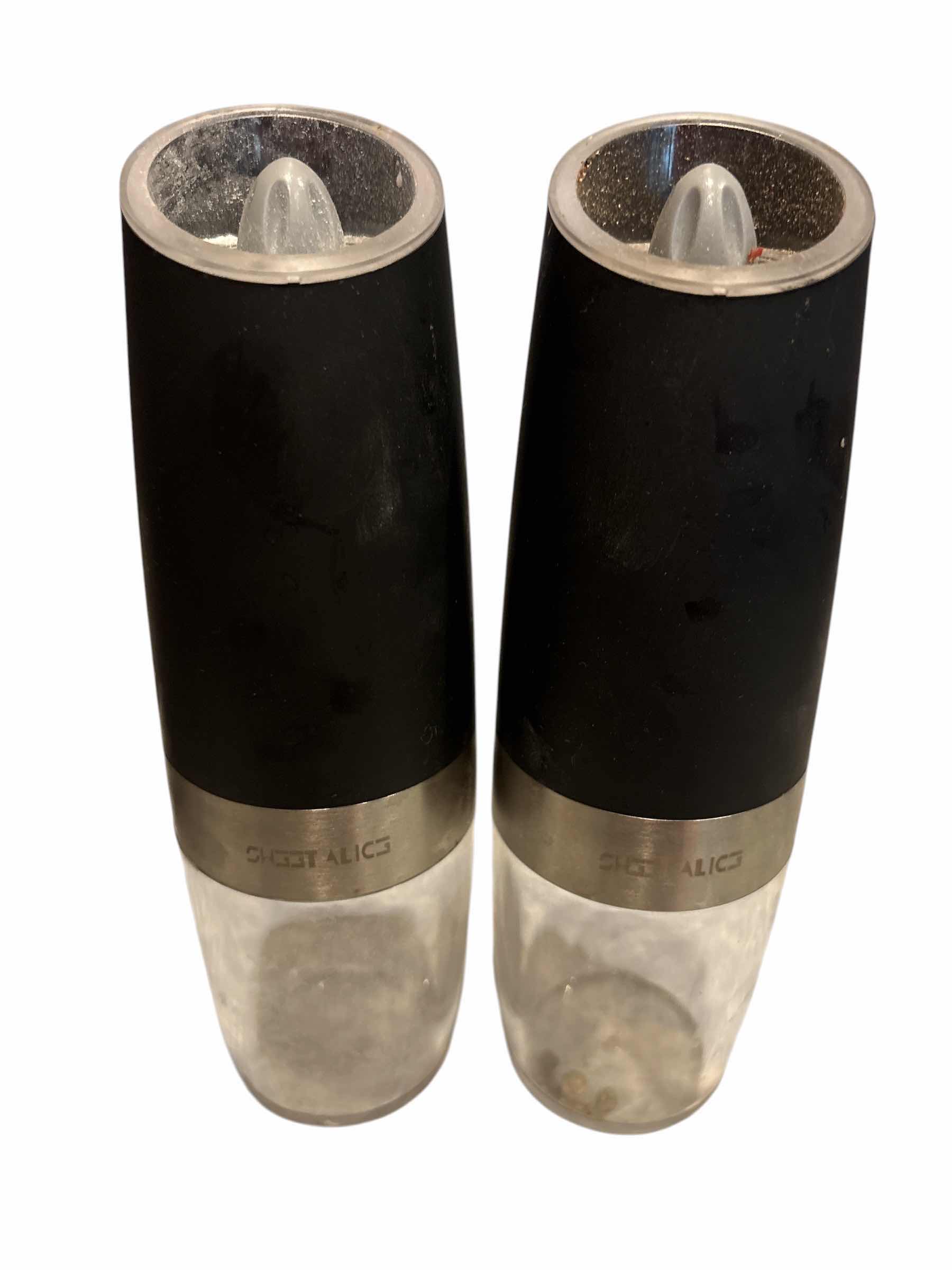 Photo 1 of GRAVITY ELECTRIC PEPPER & SALT MILL SET $33