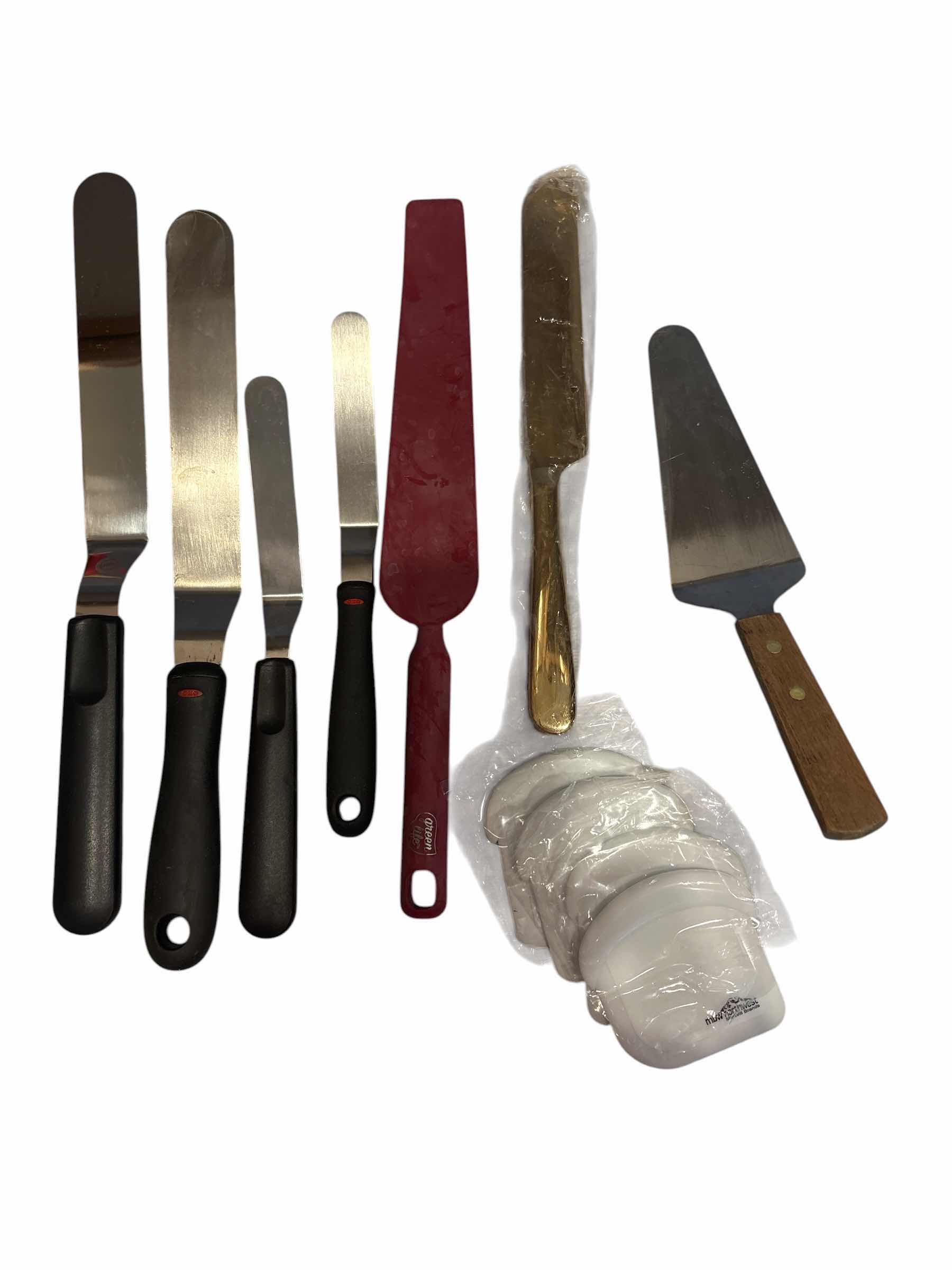 Photo 1 of BAKING FROSTING SPATULAS (11)PCS
