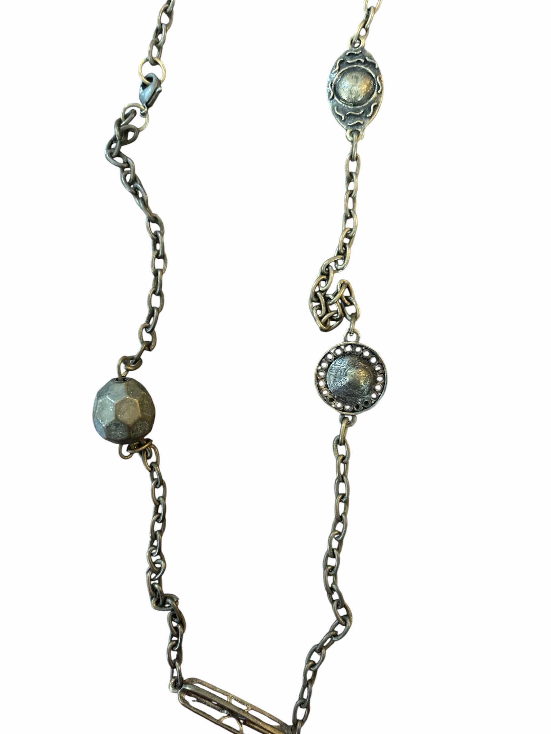 Photo 1 of GOLD TONE & ANTIQUE STYLE NECKLACE FASHION JEWELRY (2)PCS